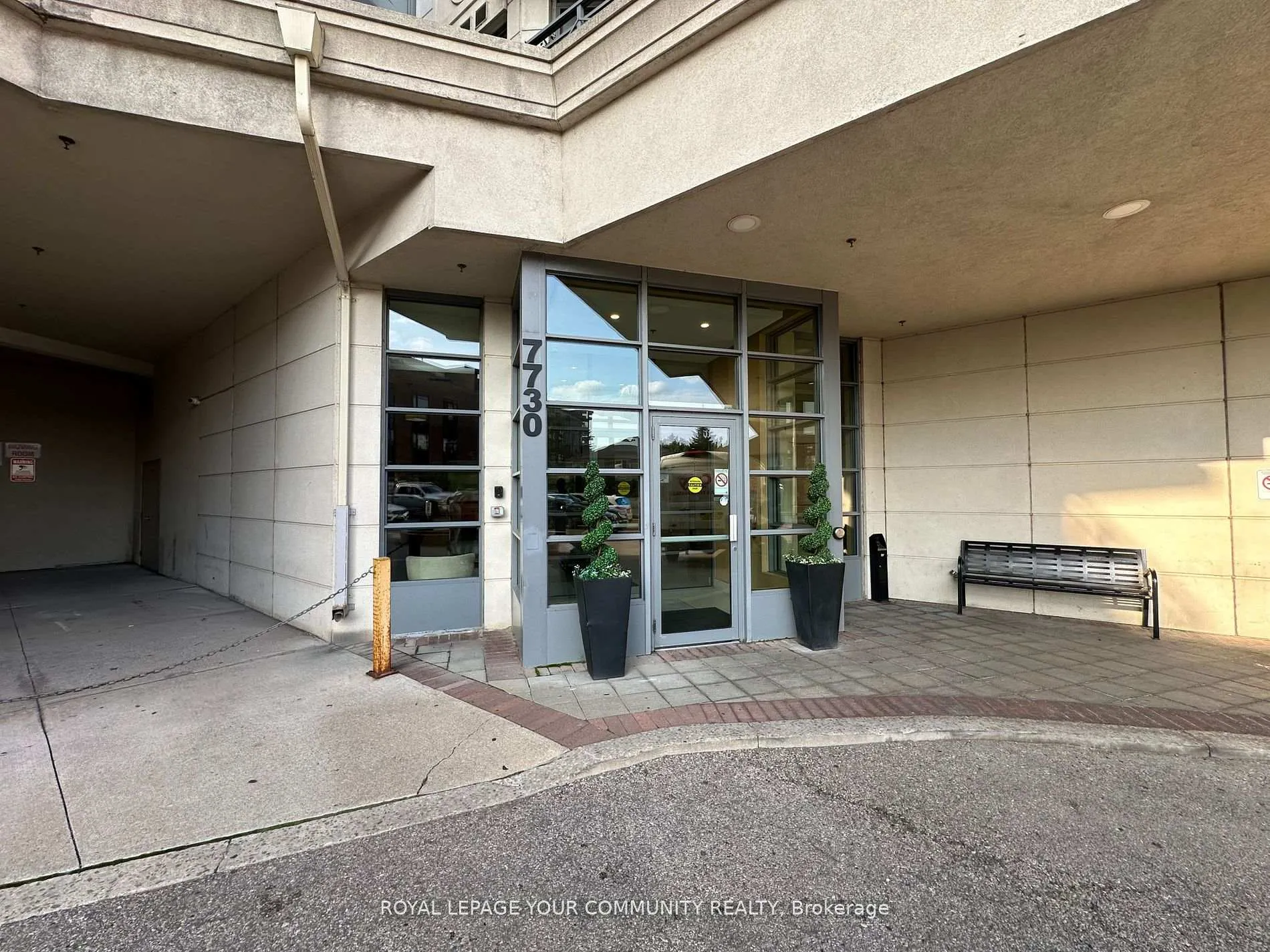 Photo 2 of Unit 309, 7730 Kipling Avenue, Vaughan, Vaughan Grove — HOMEH