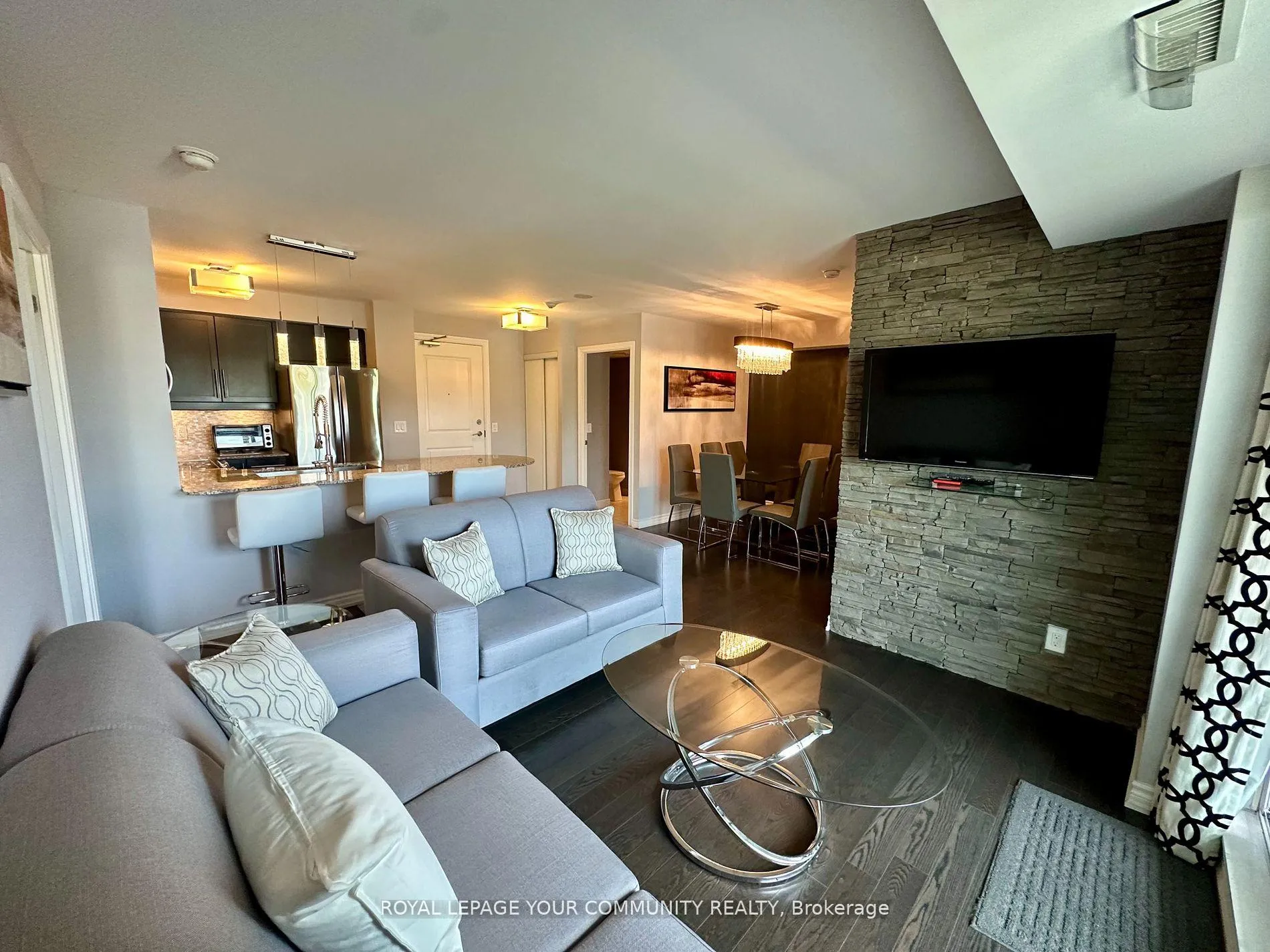 Photo 14 of Unit 309, 7730 Kipling Avenue, Vaughan, Vaughan Grove — HOMEH