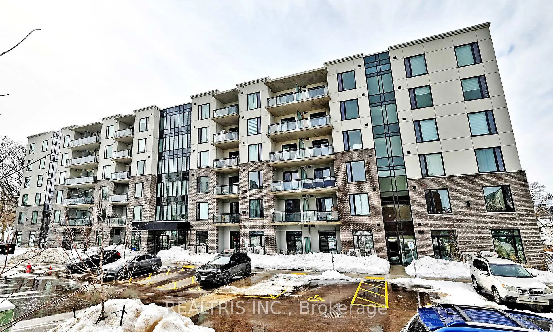 Photo 2 of Unit 203, 103 Roger Street, Waterloo, Uptown Waterloo — HOMEH
