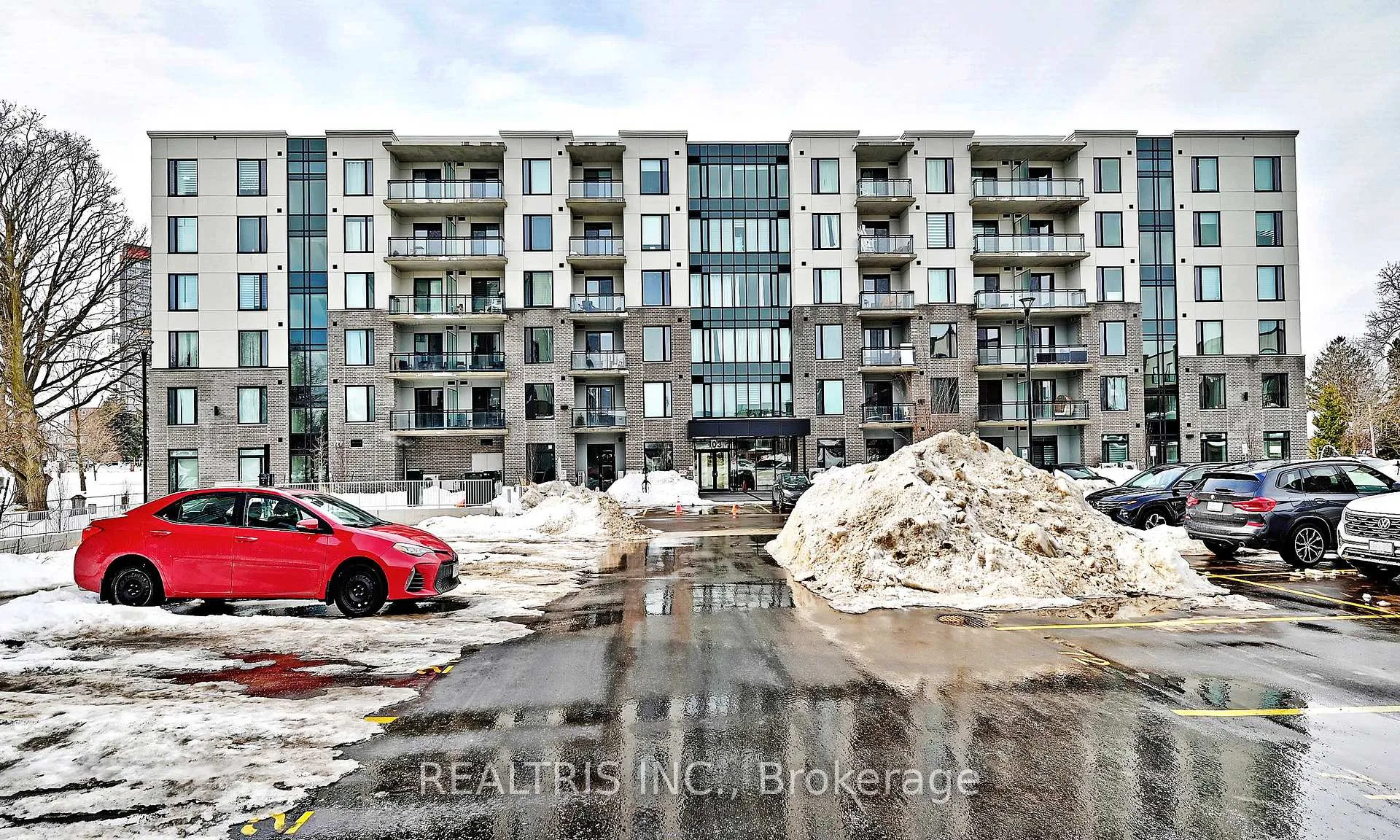 Photo 3 of Unit 203, 103 Roger Street, Waterloo, Uptown Waterloo — HOMEH