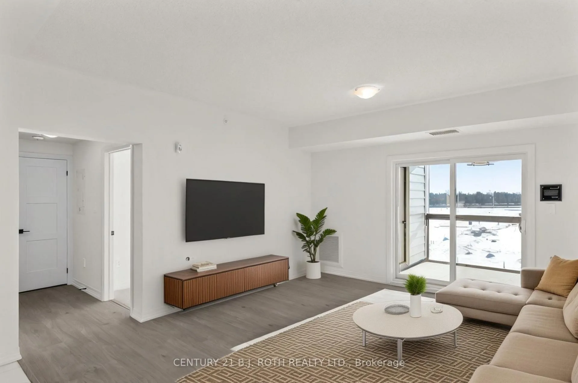 Photo 12 of Unit 303, 15 Kneeshaw Drive, Barrie, Rural Barrie Southeast — HOMEH