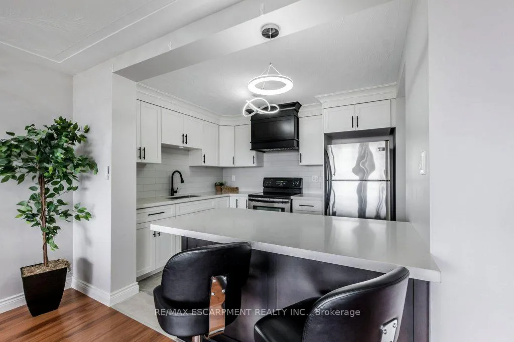 Photo 8 of Unit 705, 40 Harrisford Street, Hamilton, Red Hill — HOMEH