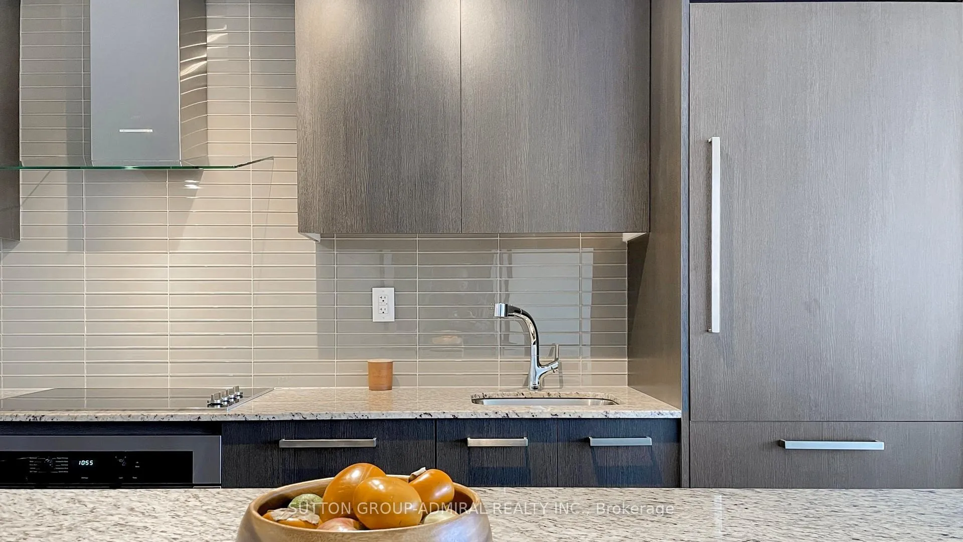 Photo 17 of Unit 708, 3018 Yonge Street, Toronto, Lawrence Park South — HOMEH