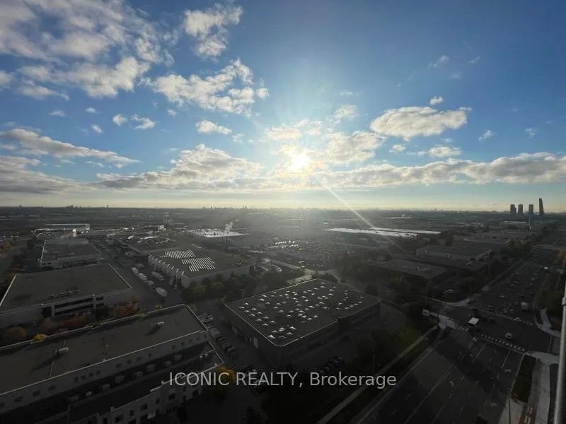 Photo 17 of Unit 2008, 8960 Jane Street, Vaughan, Vellore Village — HOMEH