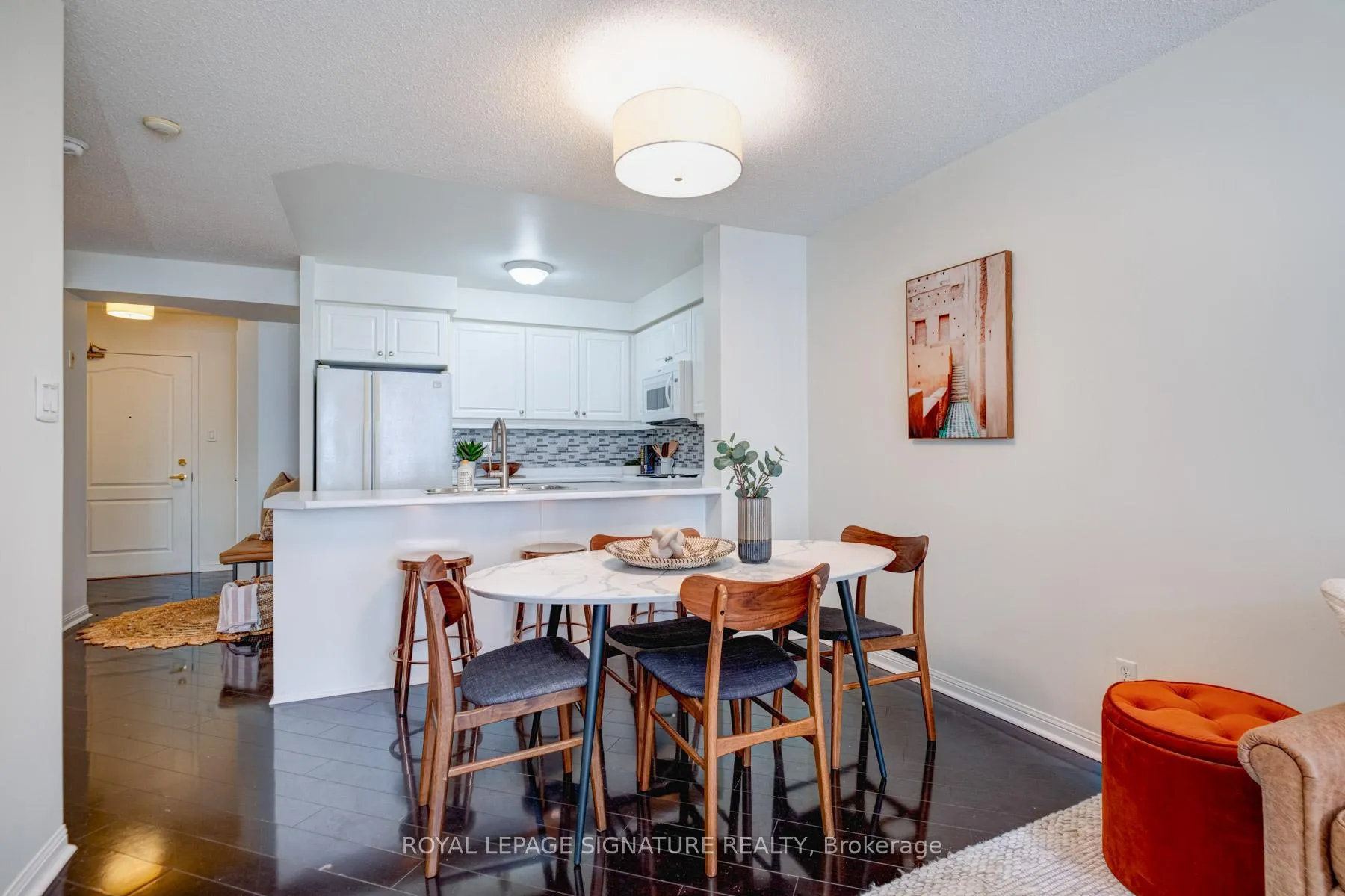Photo 5 of Unit 401, 3130 Yonge Street, Toronto, Lawrence Park North — HOMEH