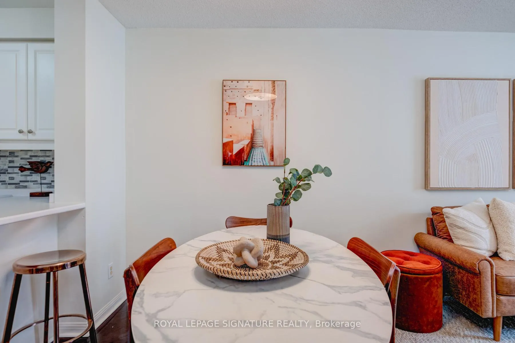 Photo 8 of Unit 401, 3130 Yonge Street, Toronto, Lawrence Park North — HOMEH