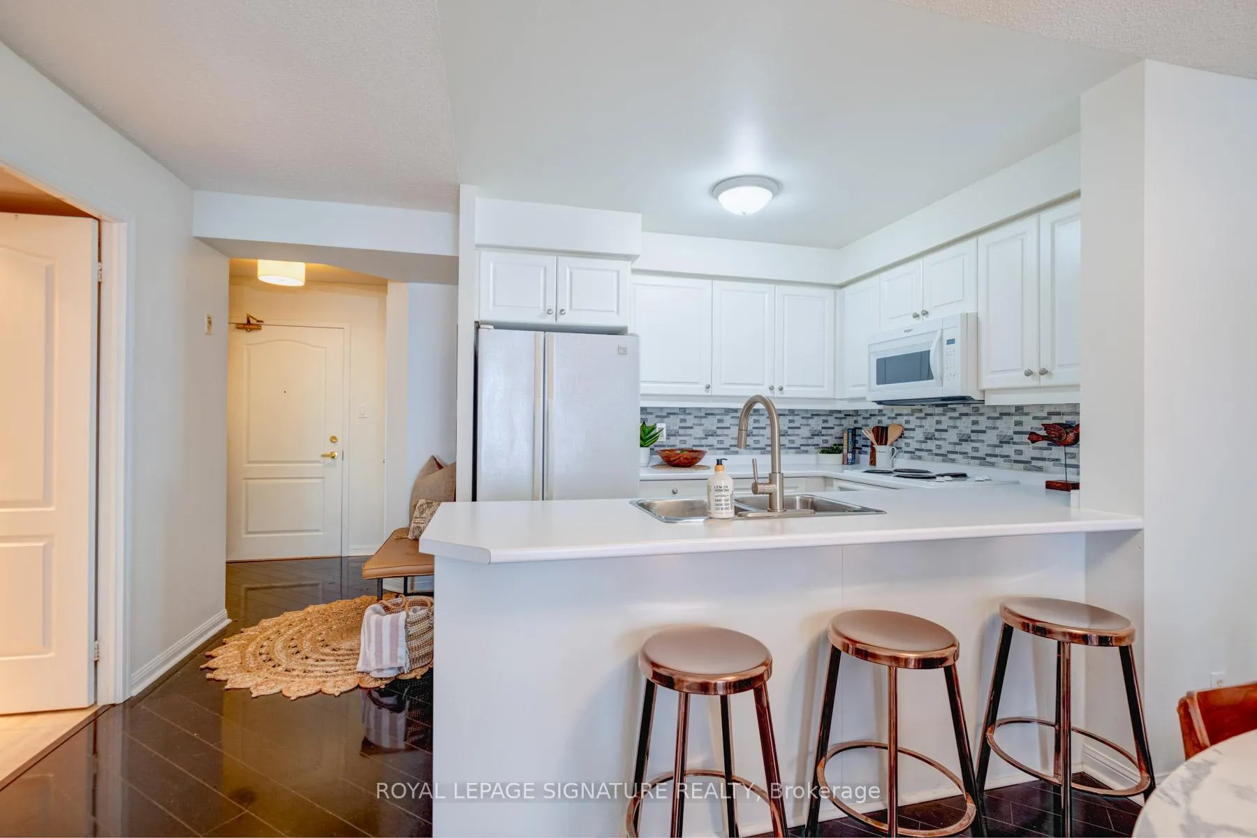 Photo 10 of Unit 401, 3130 Yonge Street, Toronto, Lawrence Park North — HOMEH