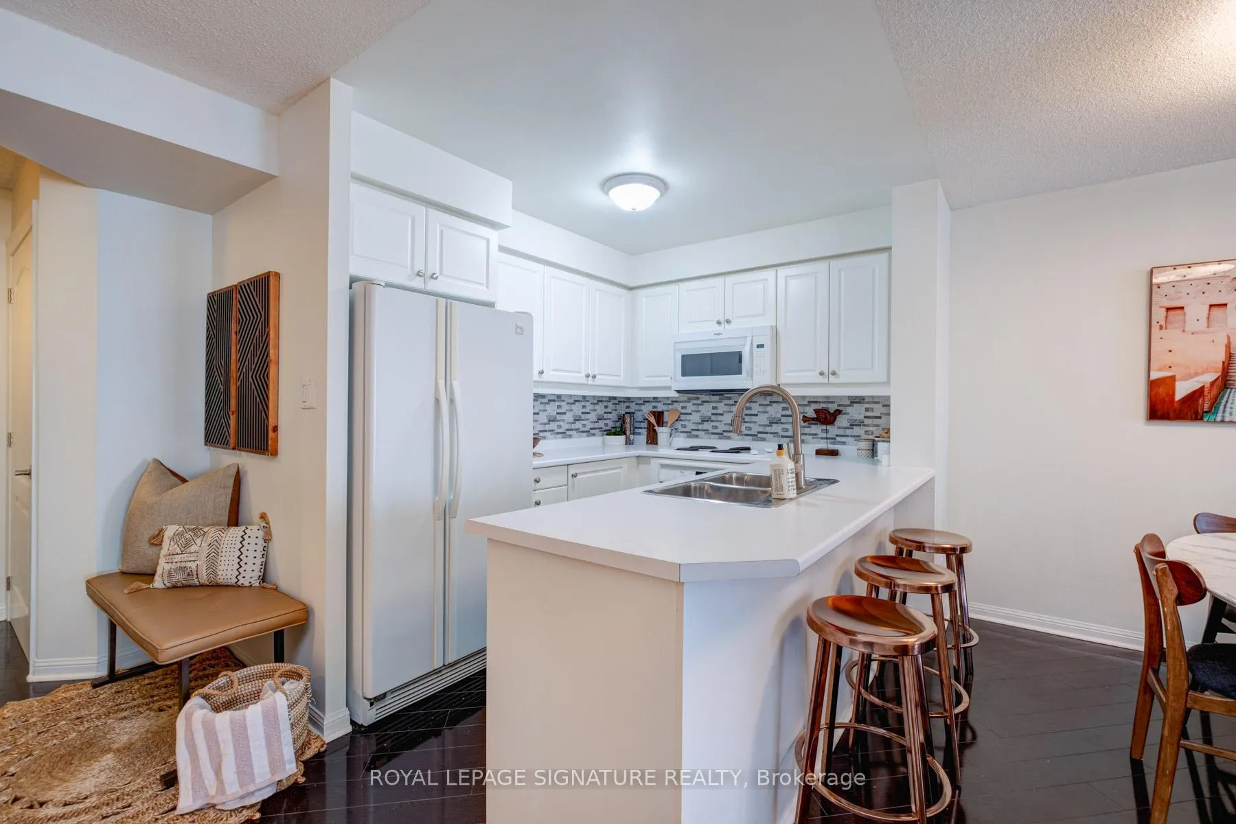 Photo 11 of Unit 401, 3130 Yonge Street, Toronto, Lawrence Park North — HOMEH