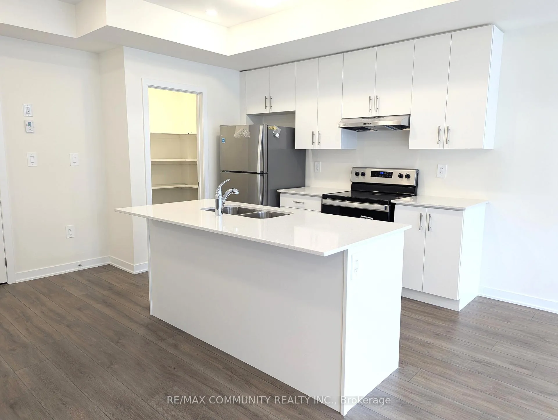 Photo 3 of Unit 312, 755 Omega Drive N, Pickering, Woodlands — HOMEH