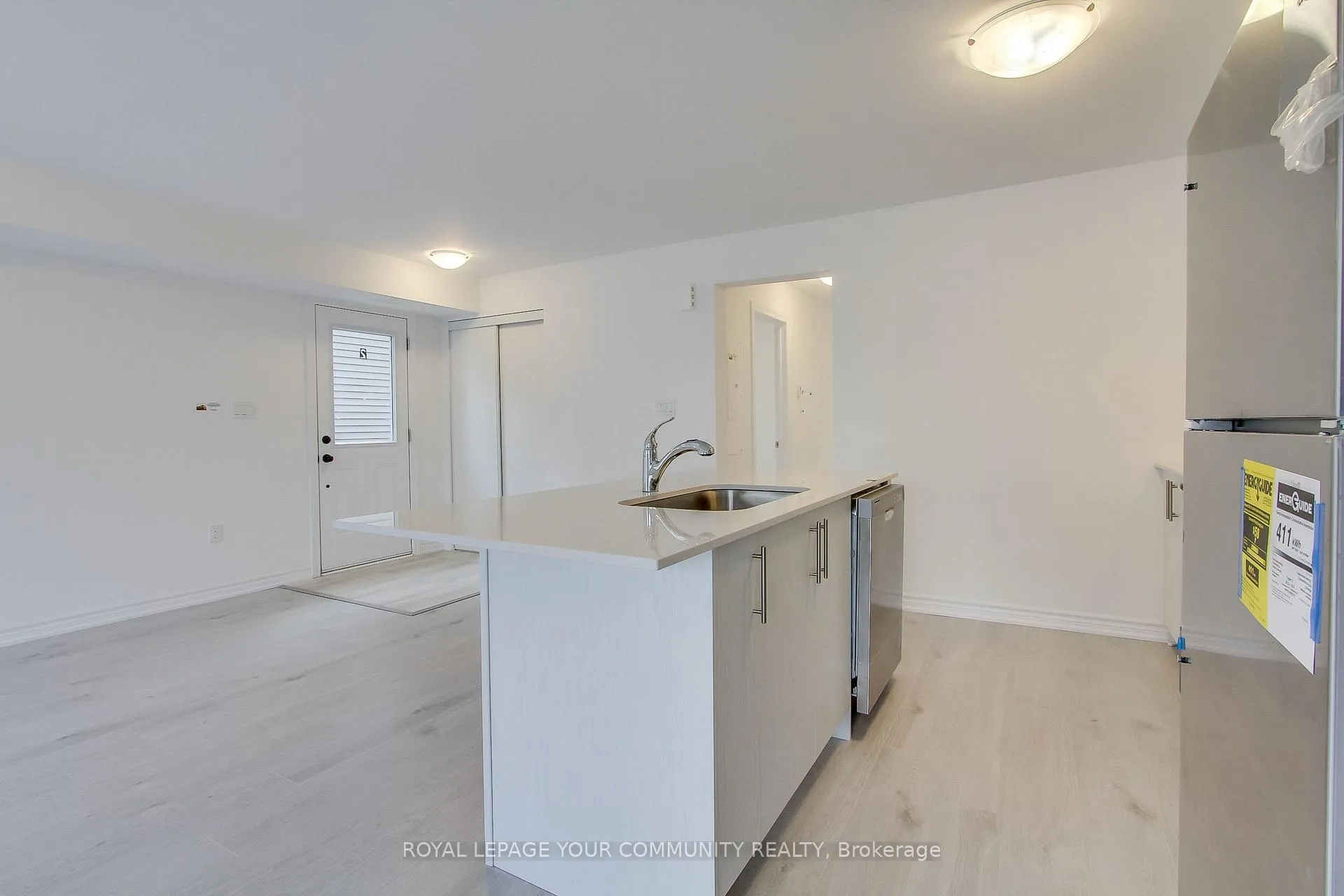 Photo 3 of Unit 2, 23 Hay Lane, Barrie, Painswick South — HOMEH