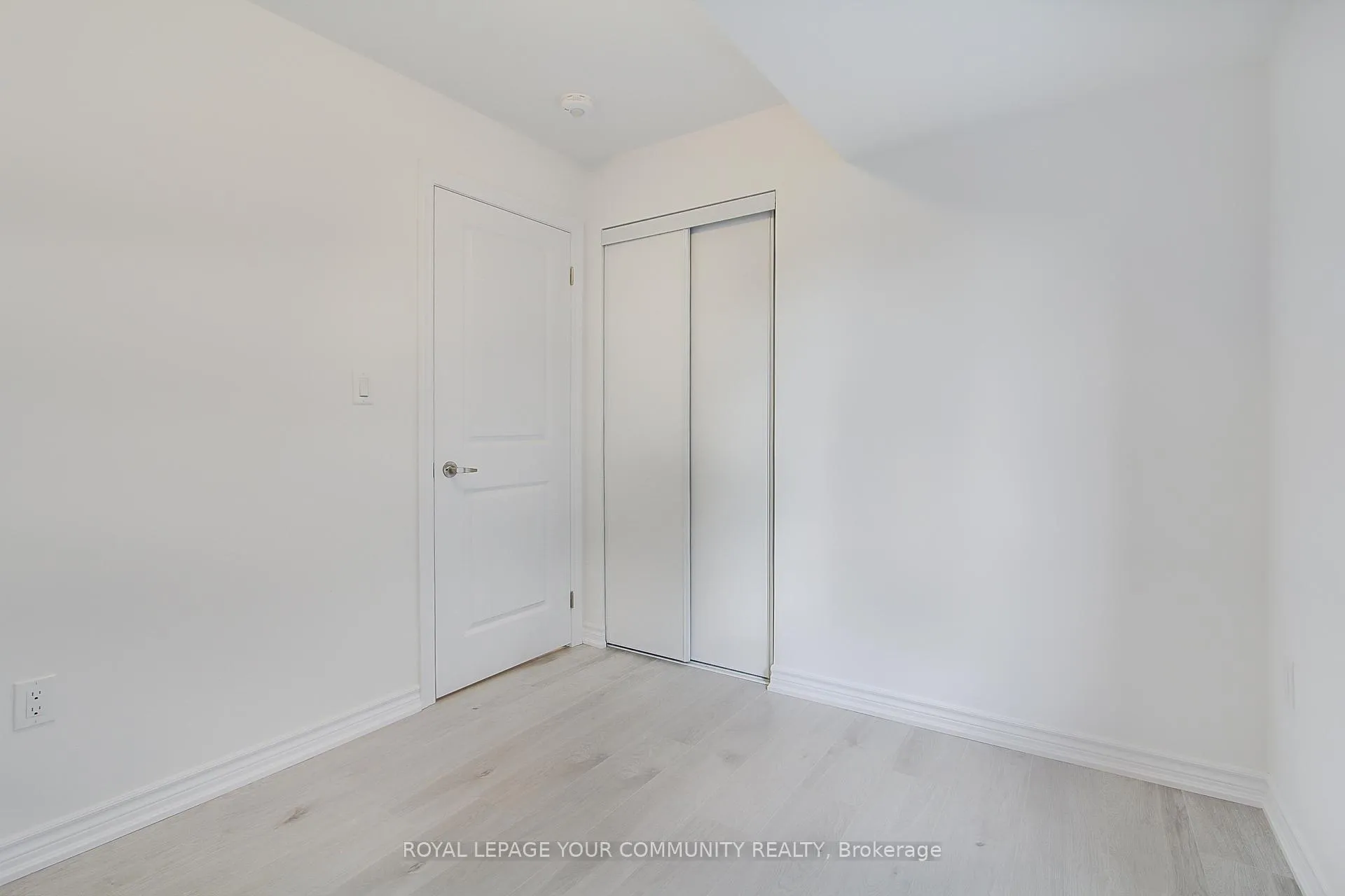 Photo 21 of Unit 2, 23 Hay Lane, Barrie, Painswick South — HOMEH