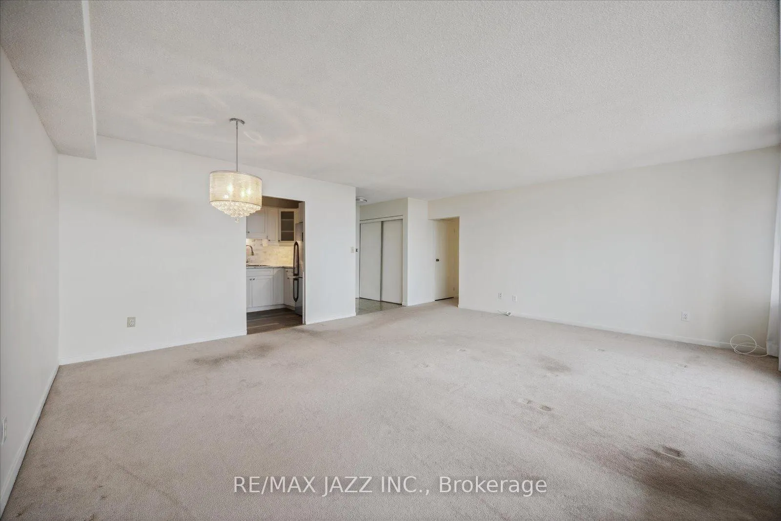 Photo 10 of Unit 914, 55 William Street E, Oshawa, McLaughlin — HOMEH