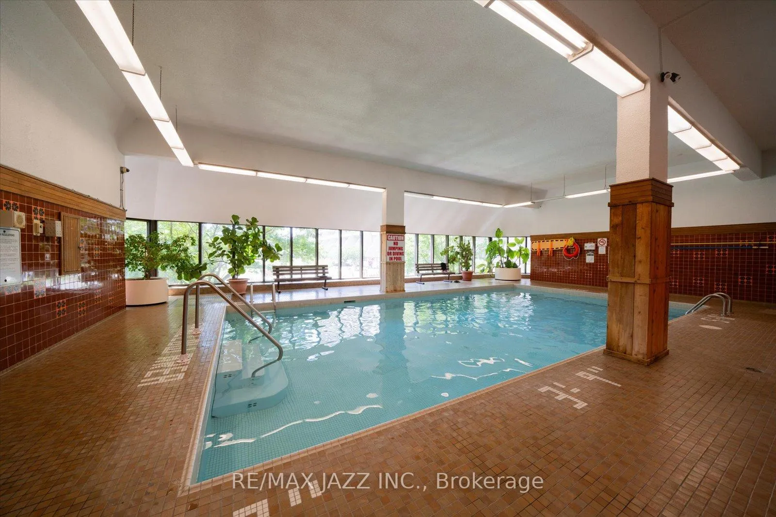 Photo 28 of Unit 914, 55 William Street E, Oshawa, McLaughlin — HOMEH