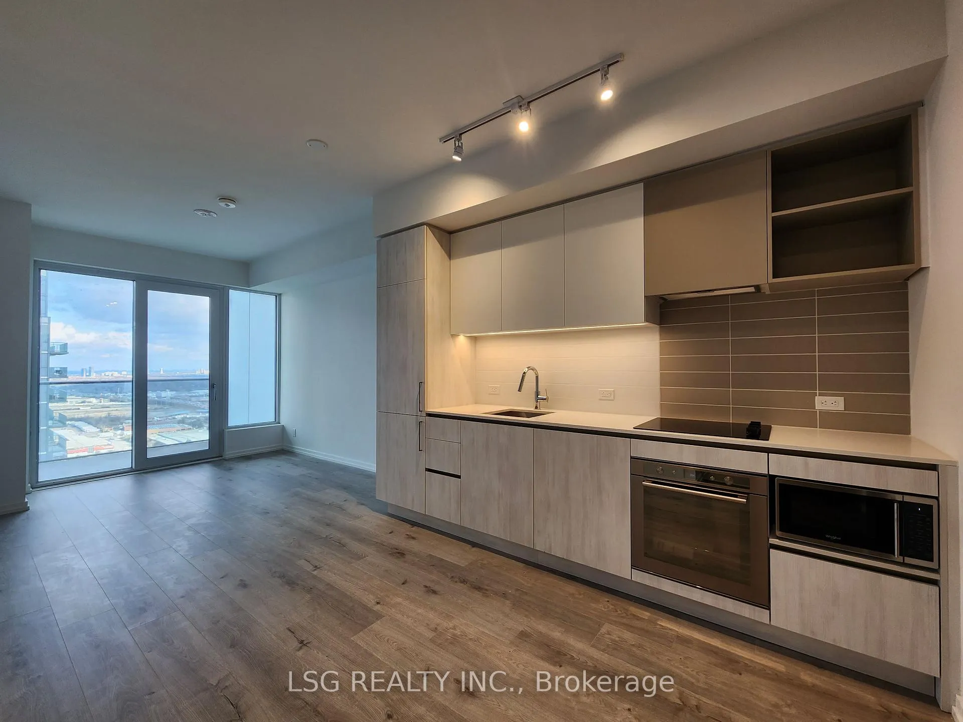Front of Unit 3810, 7890 Jane Street