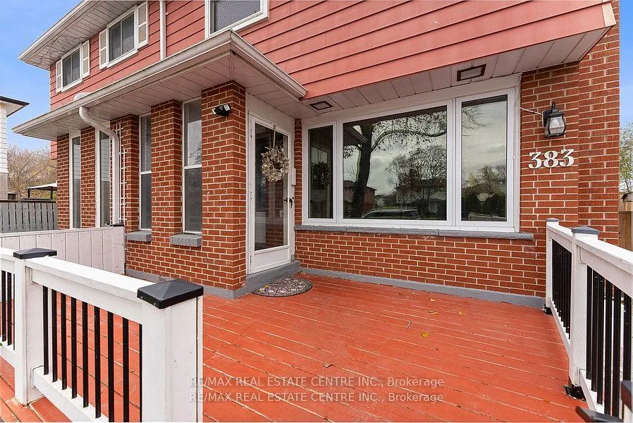 Photo 2 of 383 Durham Court, Oshawa, Vanier — HOMEH