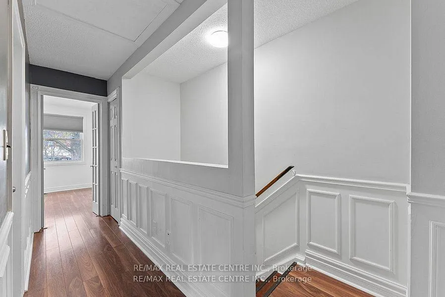 Photo 17 of 383 Durham Court, Oshawa, Vanier — HOMEH