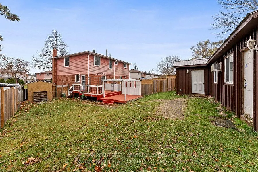 Photo 38 of 383 Durham Court, Oshawa, Vanier — HOMEH