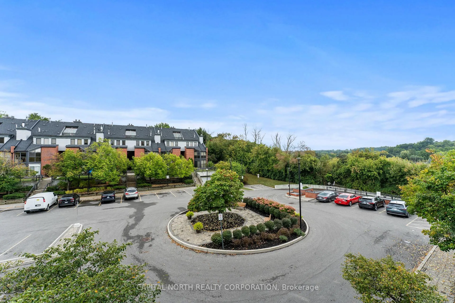 Photo 11 of Unit 319, 100 Arbors Lane, Vaughan, West Woodbridge — HOMEH
