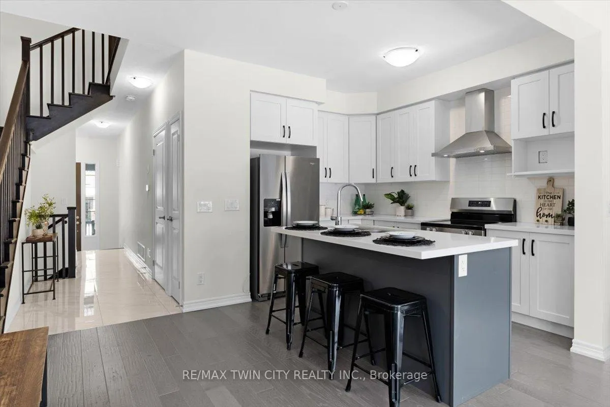 Photo 7 of 24 Roywood Street E, Kitchener — HOMEH