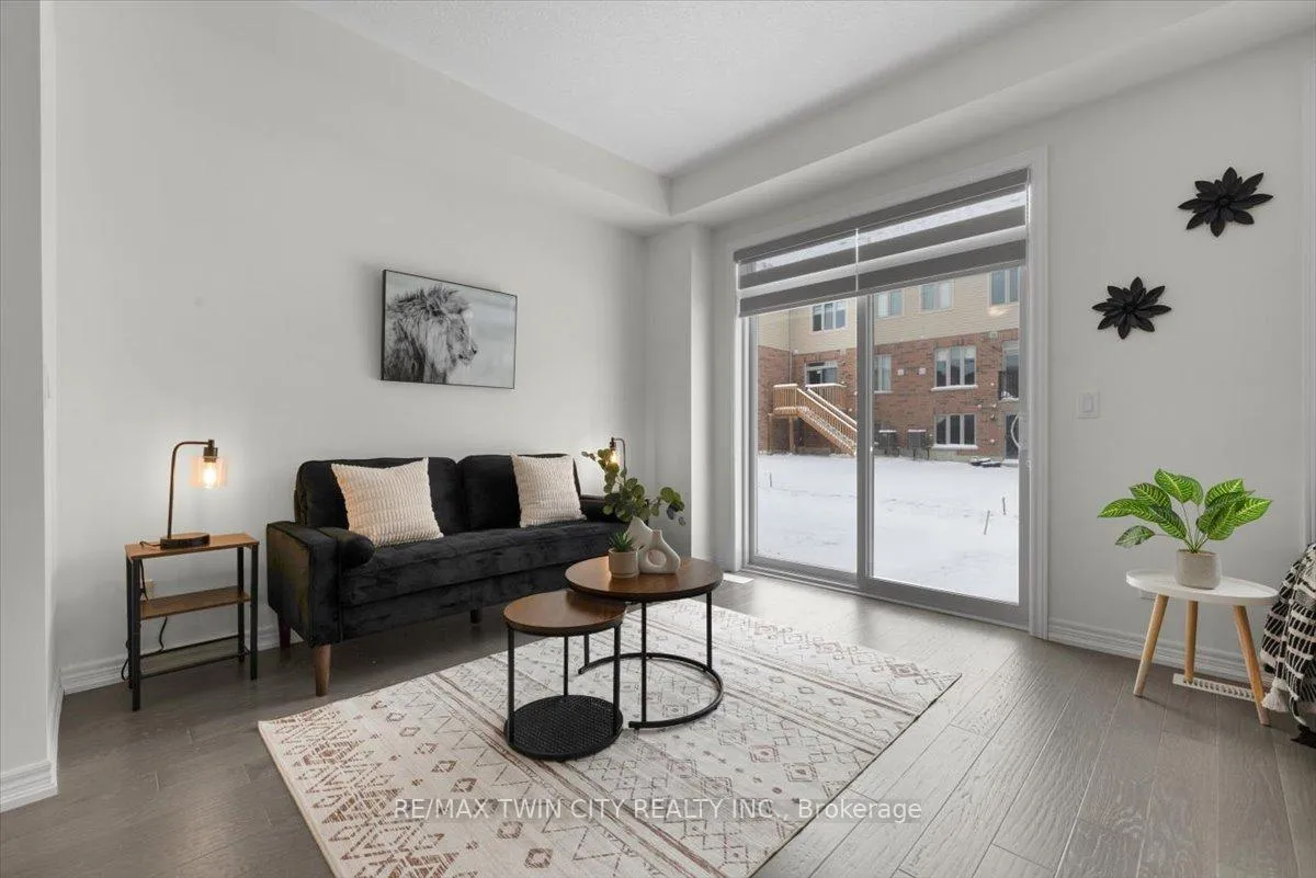 Photo 16 of 24 Roywood Street E, Kitchener — HOMEH