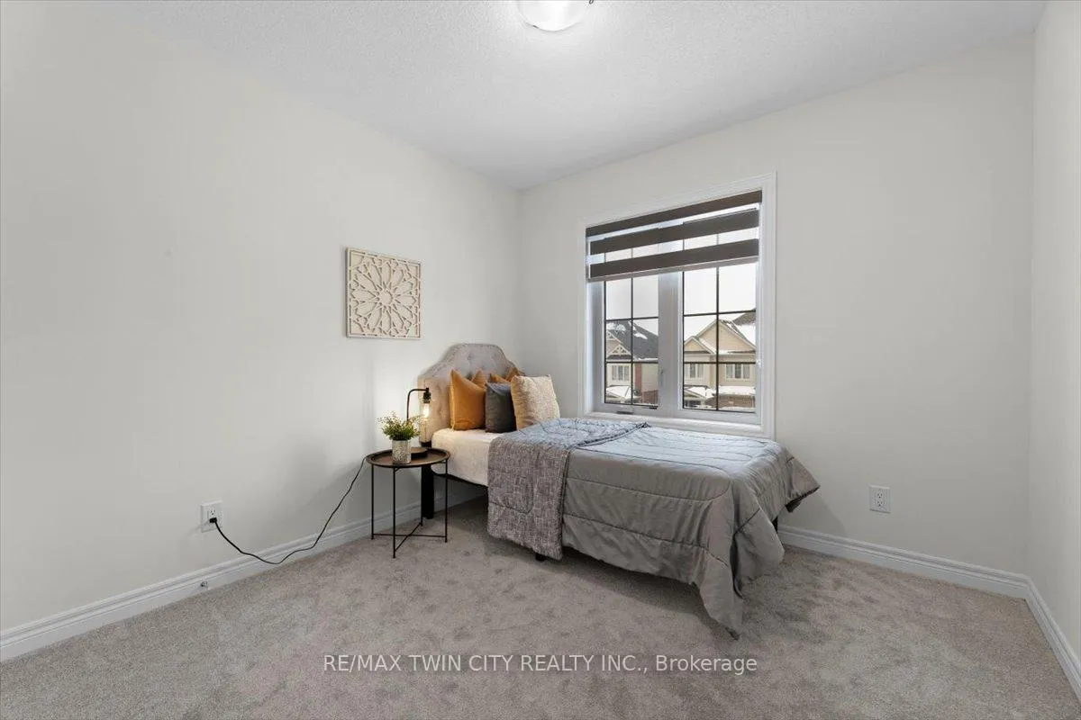 Photo 25 of 24 Roywood Street E, Kitchener — HOMEH