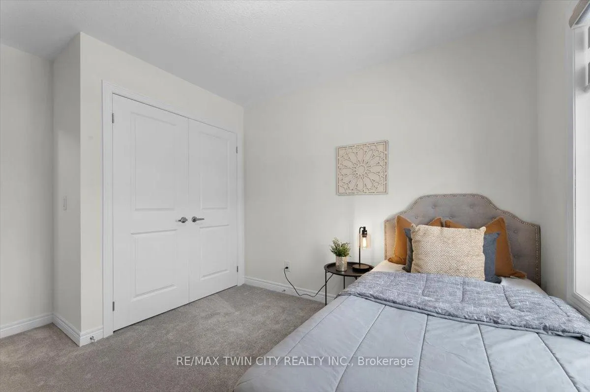 Photo 26 of 24 Roywood Street E, Kitchener — HOMEH