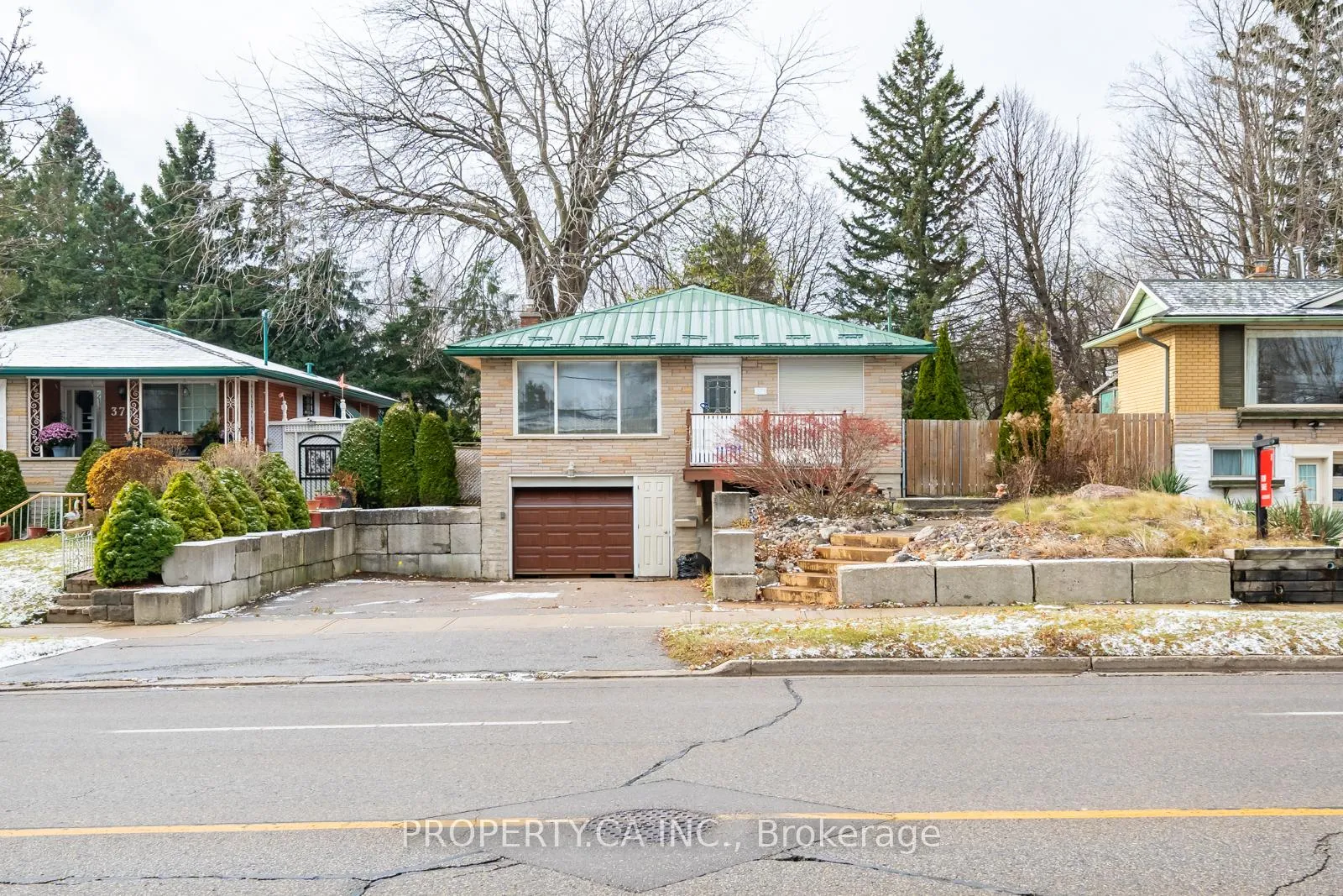 Photo 1 of 371 Westmount Road E, Kitchener — HOMEH