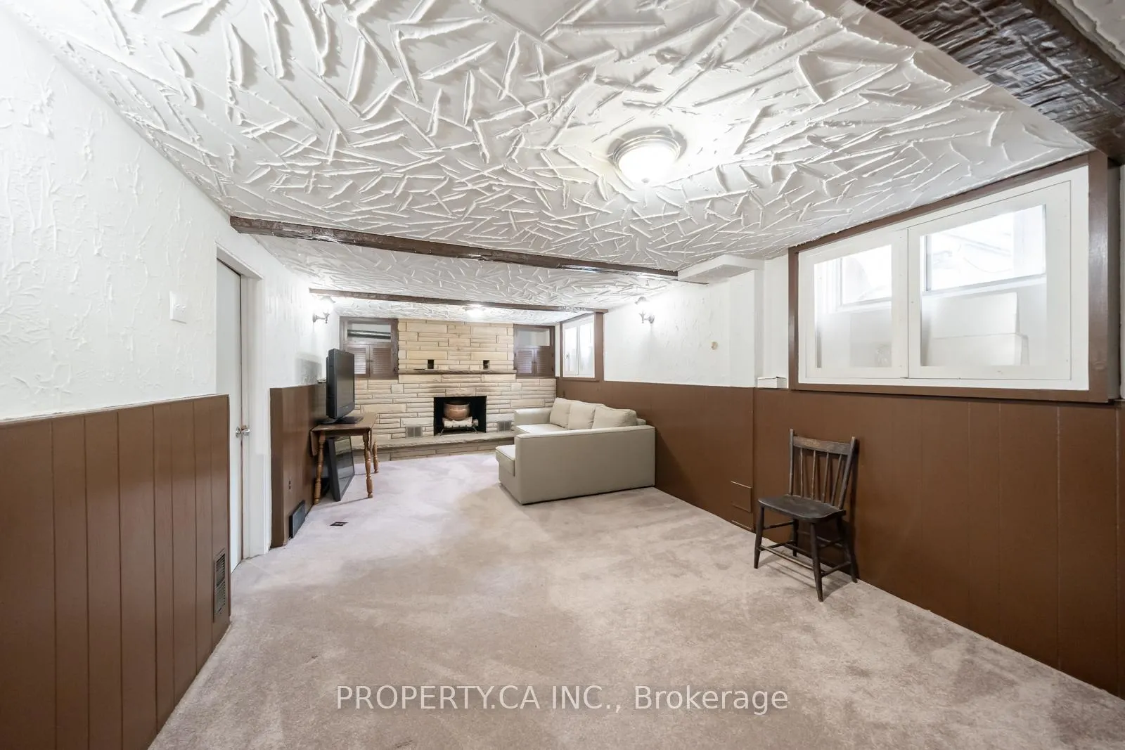 Photo 14 of 371 Westmount Road E, Kitchener — HOMEH
