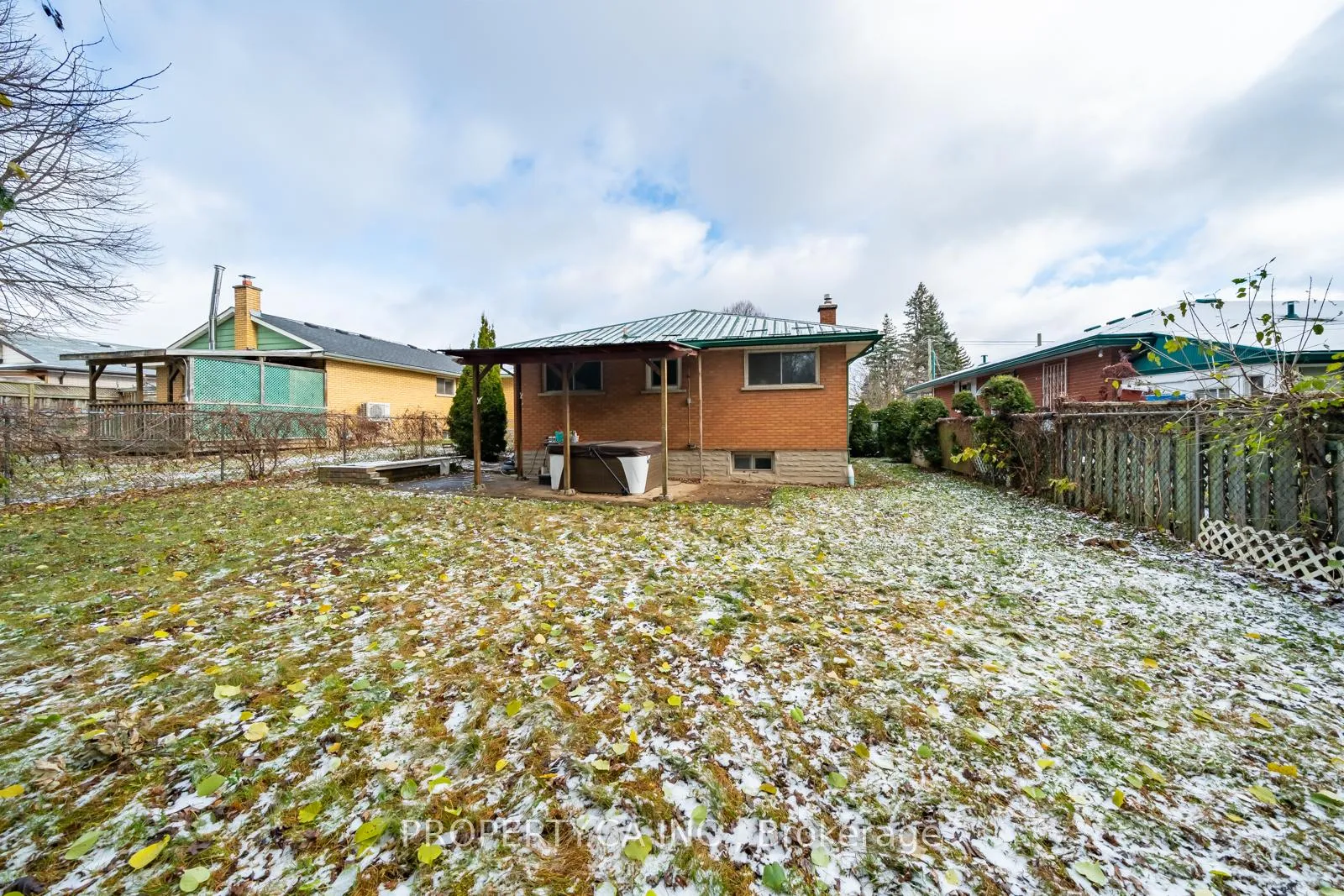 Photo 17 of 371 Westmount Road E, Kitchener — HOMEH