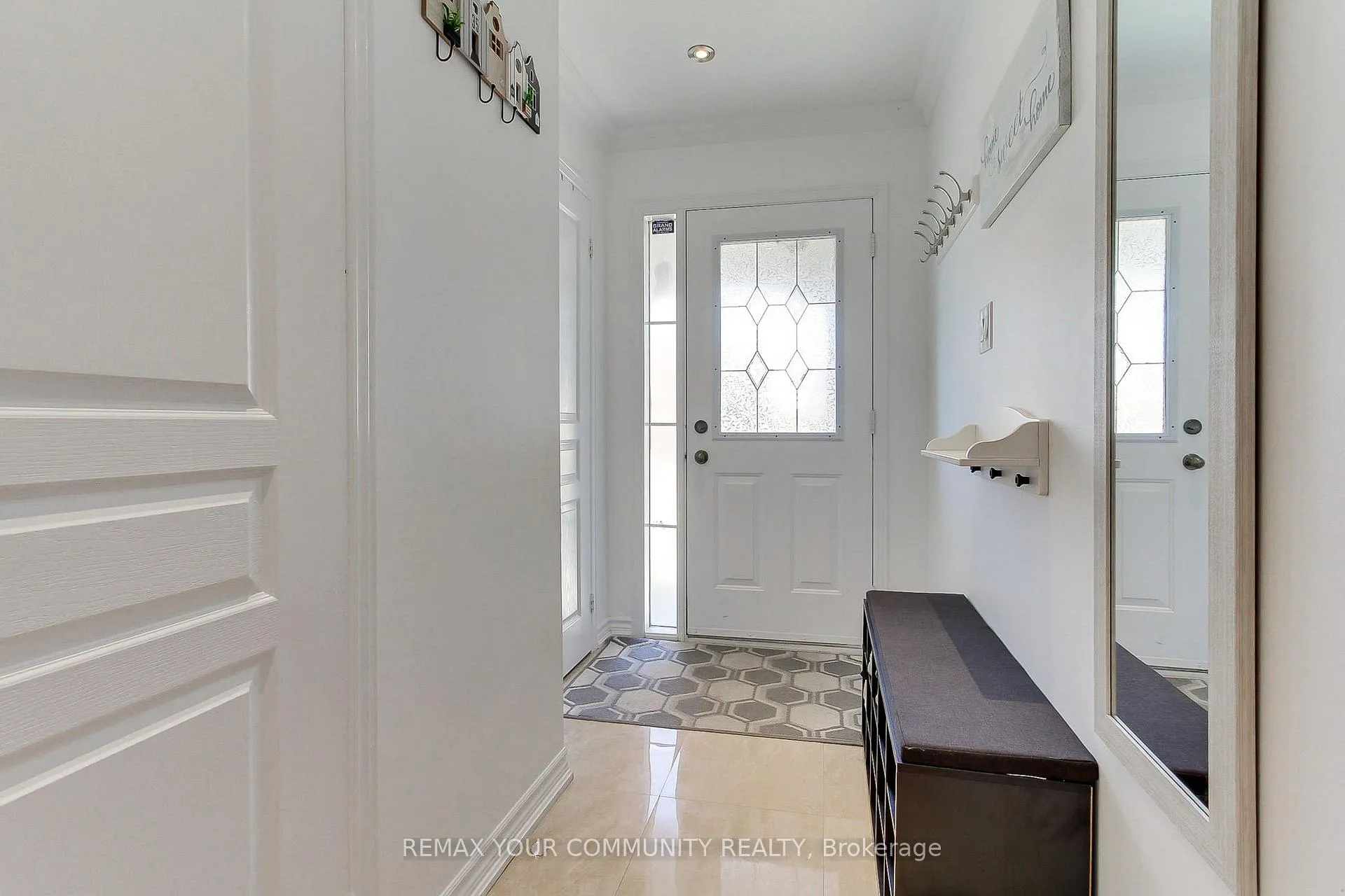 Photo 2 of 45 Harmony Road, Vaughan, Patterson — HOMEH