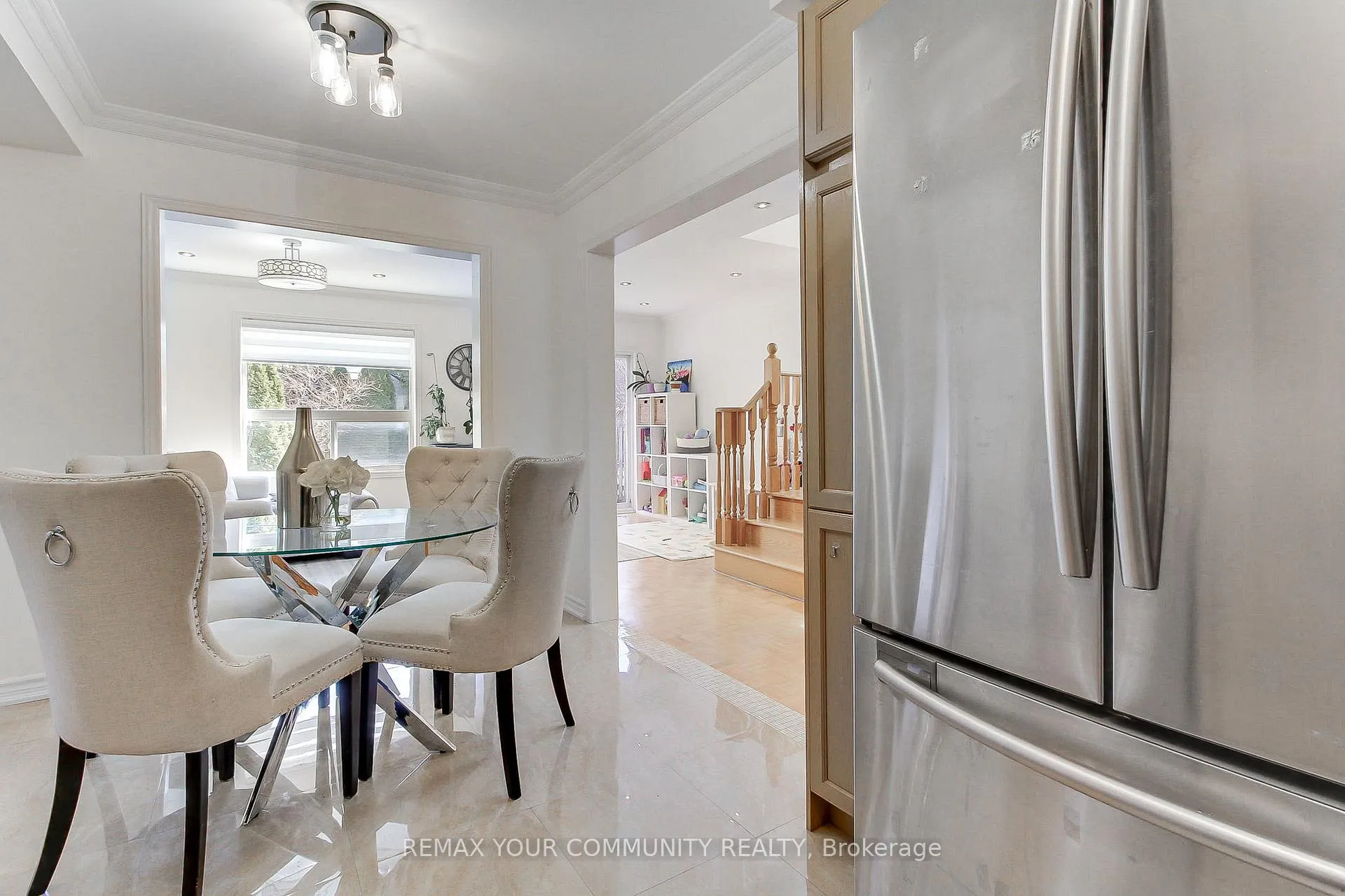Photo 6 of 45 Harmony Road, Vaughan, Patterson — HOMEH