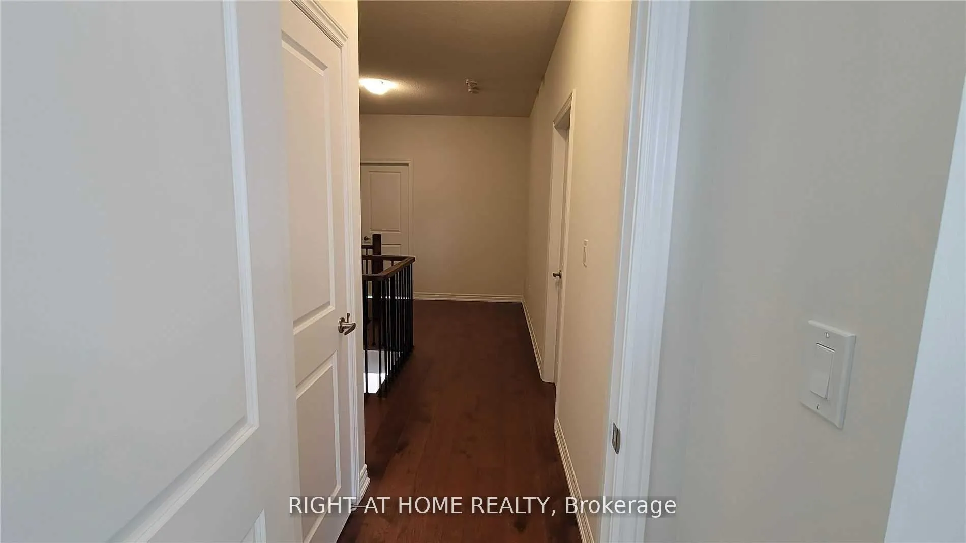 Photo 7 of 199 Miyako Court, Oshawa, Windfields — HOMEH