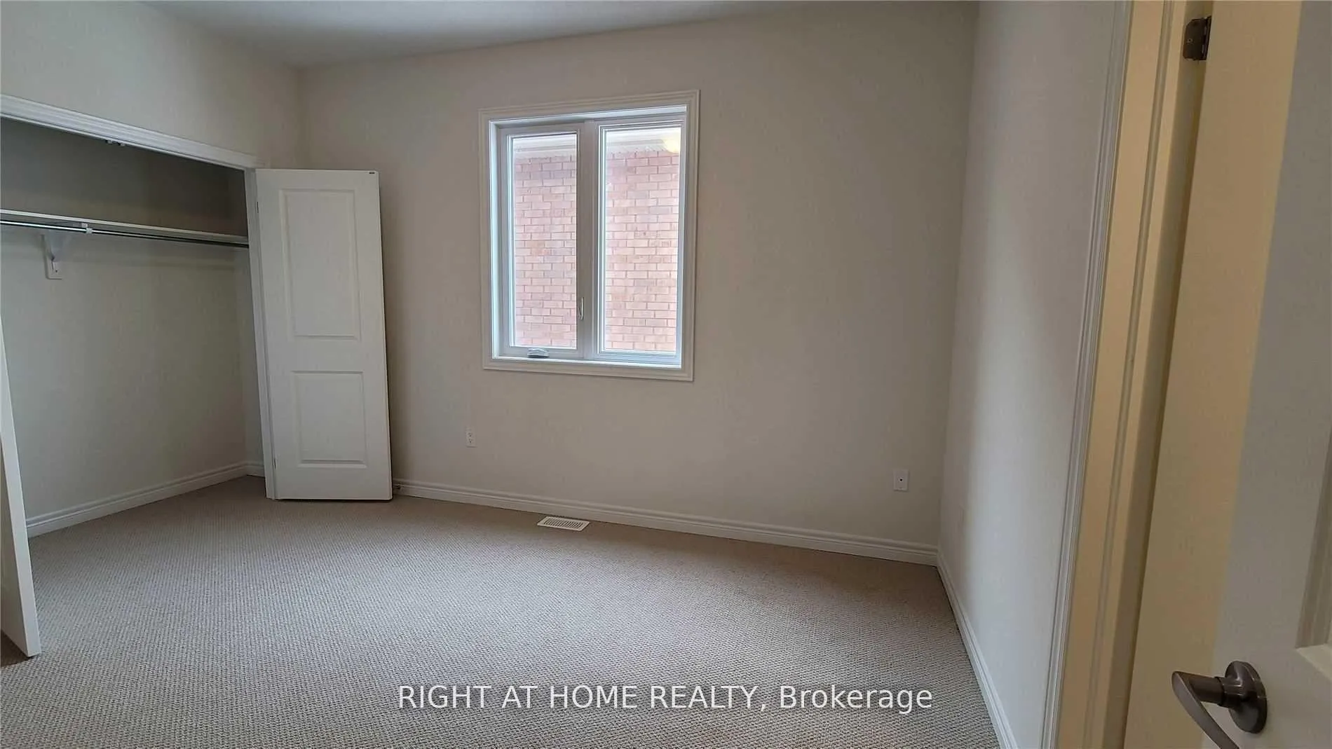 Photo 12 of 199 Miyako Court, Oshawa, Windfields — HOMEH