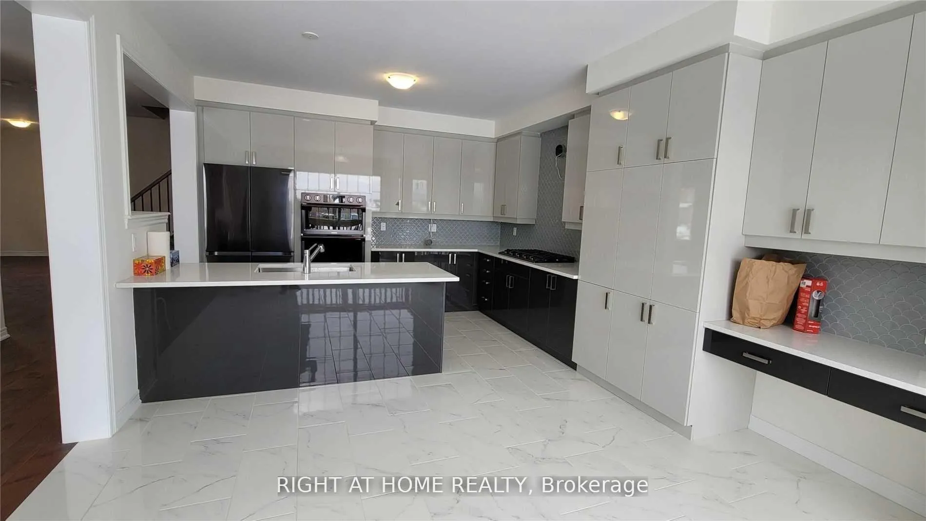Photo 28 of 199 Miyako Court, Oshawa, Windfields — HOMEH