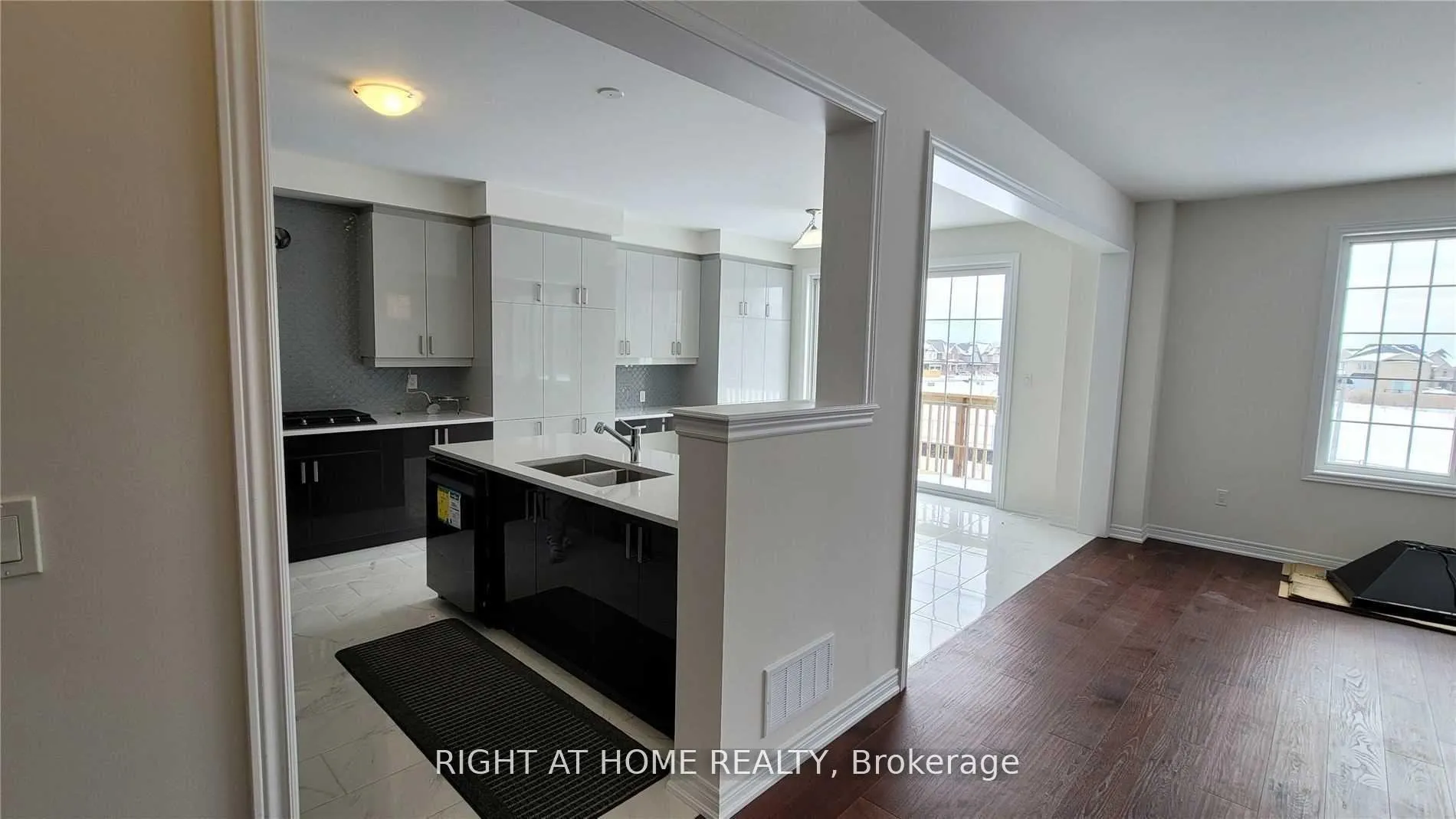 Photo 30 of 199 Miyako Court, Oshawa, Windfields — HOMEH