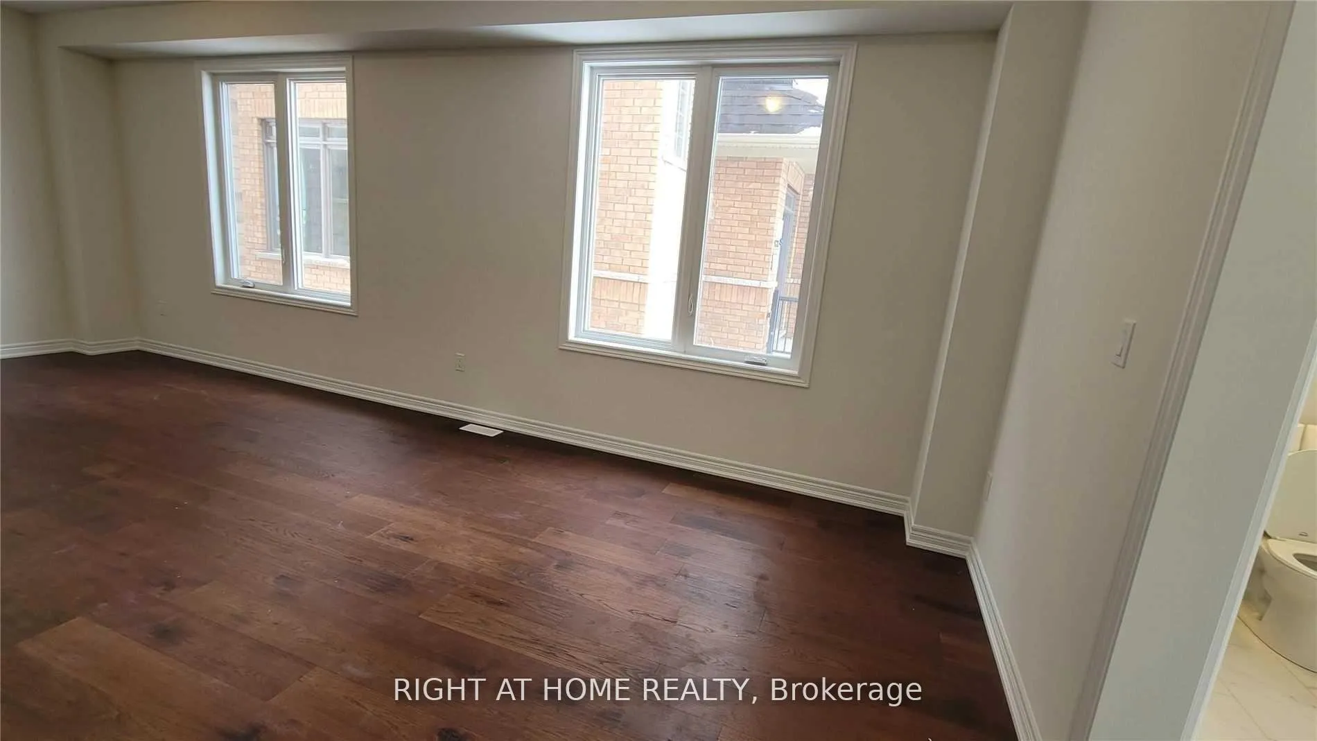 Photo 34 of 199 Miyako Court, Oshawa, Windfields — HOMEH