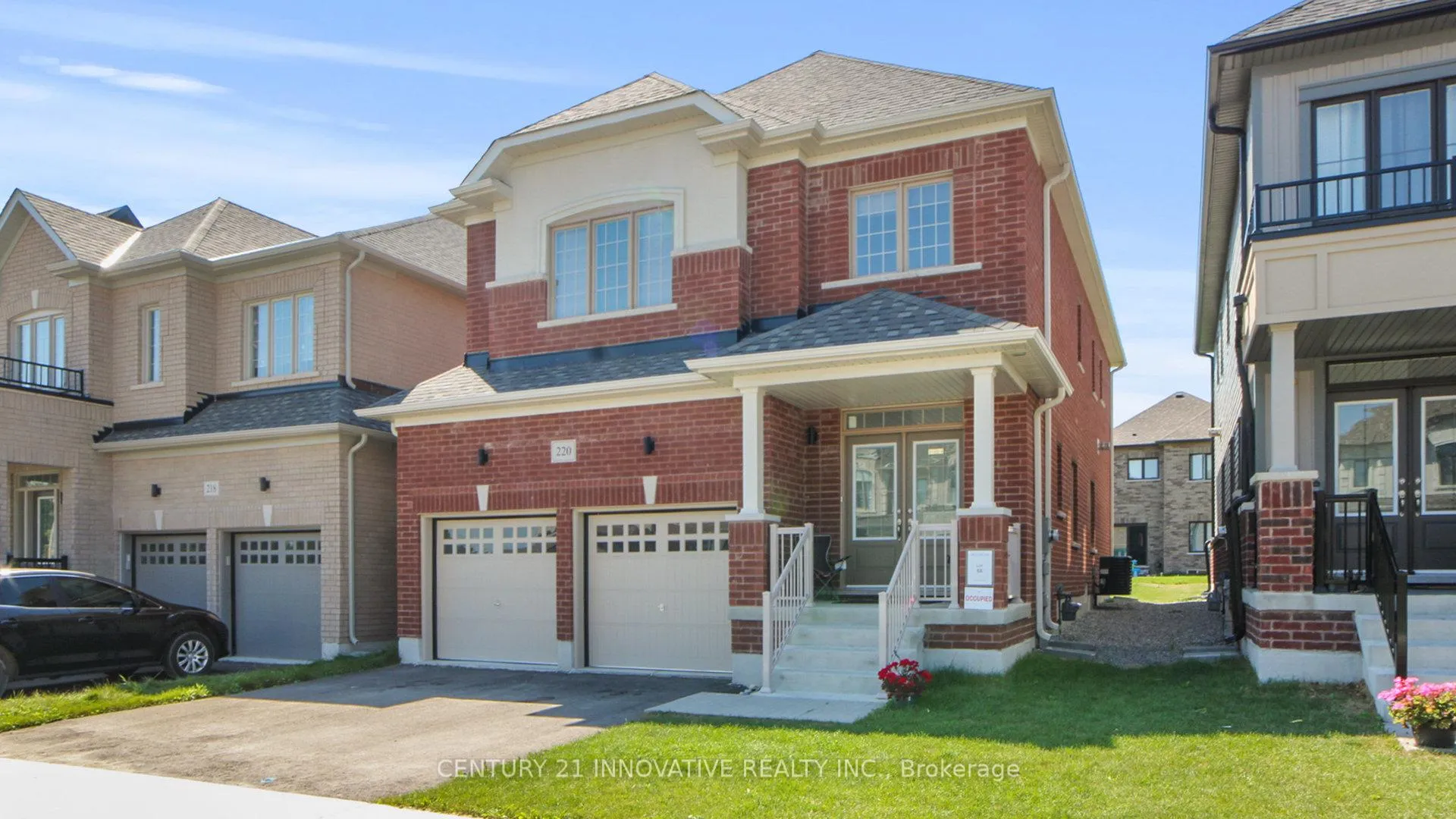 Photo 3 of 220 Fleetwood Drive, Oshawa, Eastdale — HOMEH