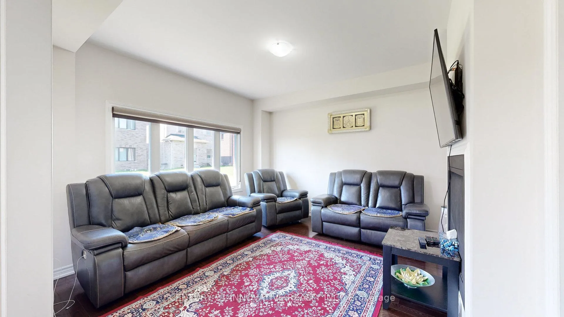 Photo 9 of 220 Fleetwood Drive, Oshawa, Eastdale — HOMEH