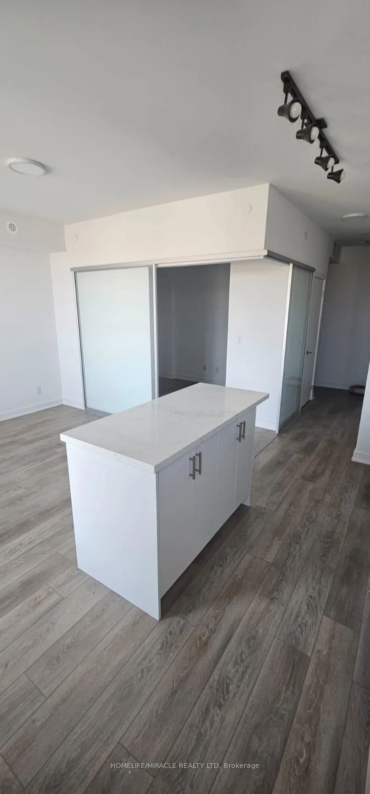 Photo 7 of Unit 2, 1491 O'Connor Drive, Toronto, East York — HOMEH