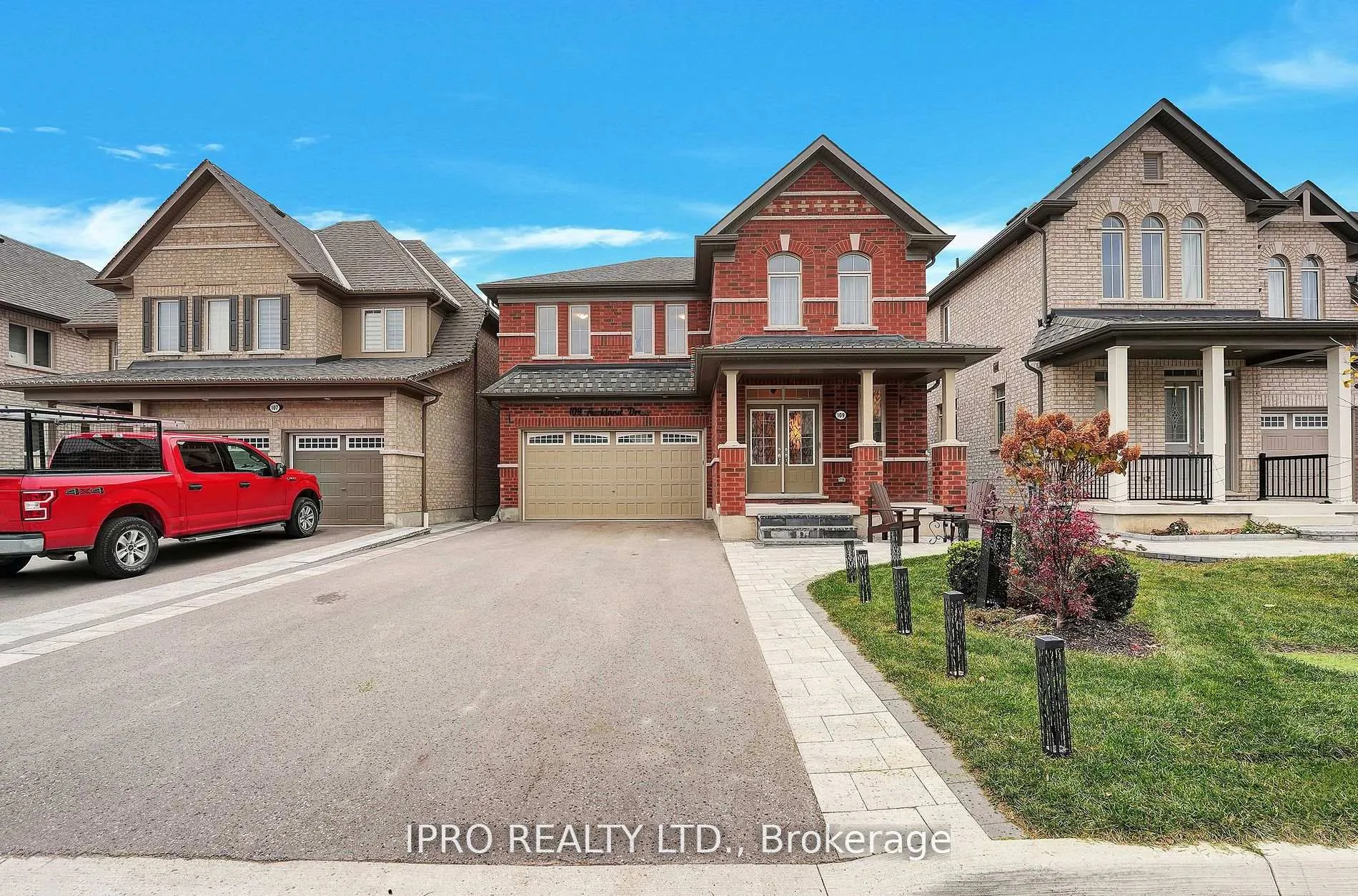 Photo 2 of 109 Auckland Drive, Whitby, Rural Whitby — HOMEH
