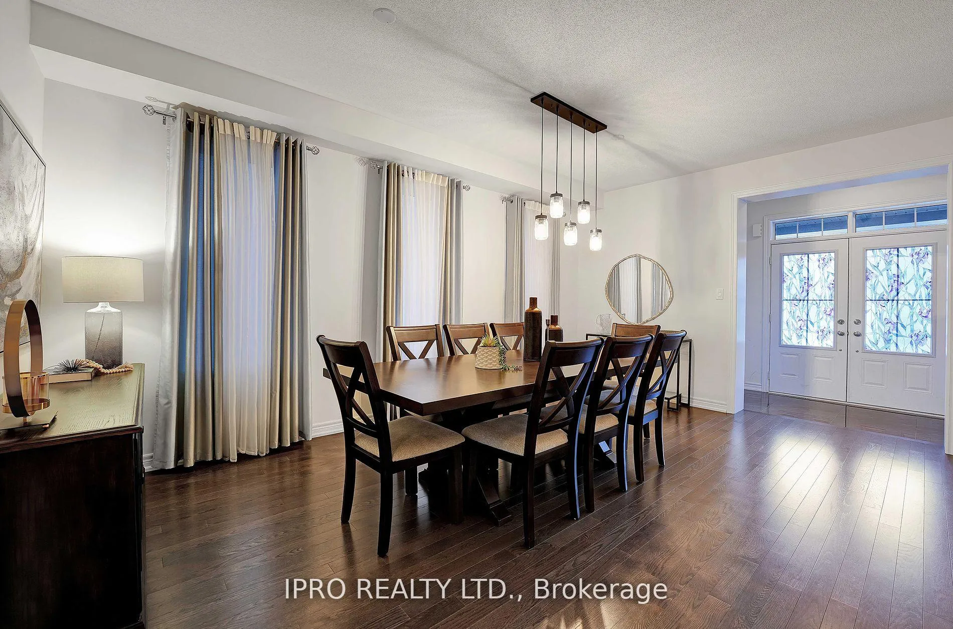 Photo 17 of 109 Auckland Drive, Whitby, Rural Whitby — HOMEH