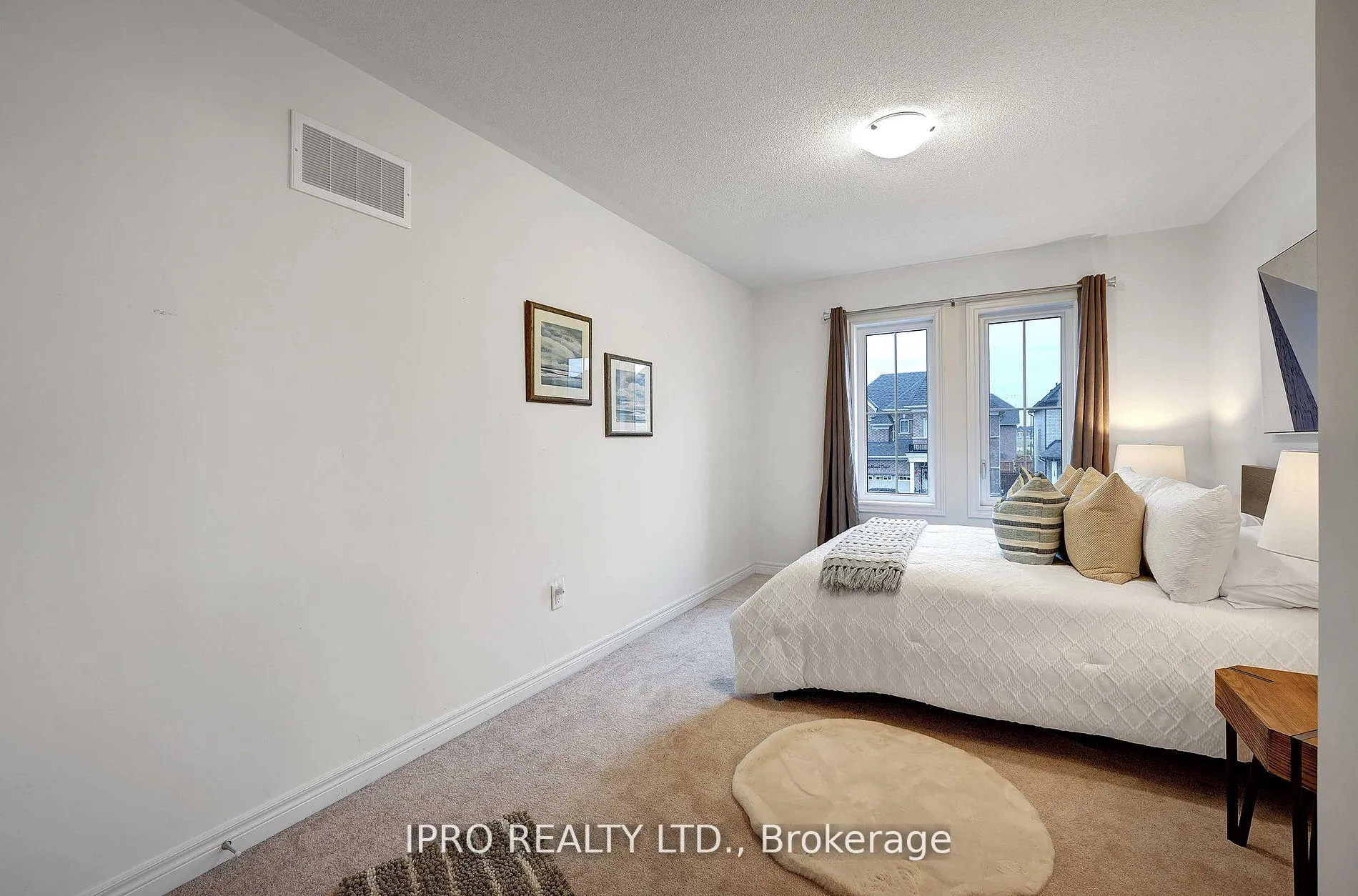 Photo 22 of 109 Auckland Drive, Whitby, Rural Whitby — HOMEH