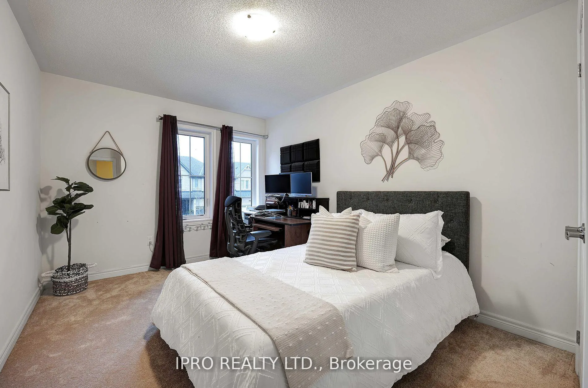 Photo 24 of 109 Auckland Drive, Whitby, Rural Whitby — HOMEH