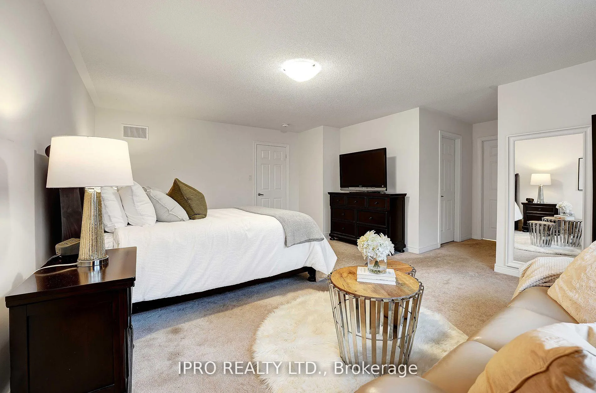 Photo 27 of 109 Auckland Drive, Whitby, Rural Whitby — HOMEH