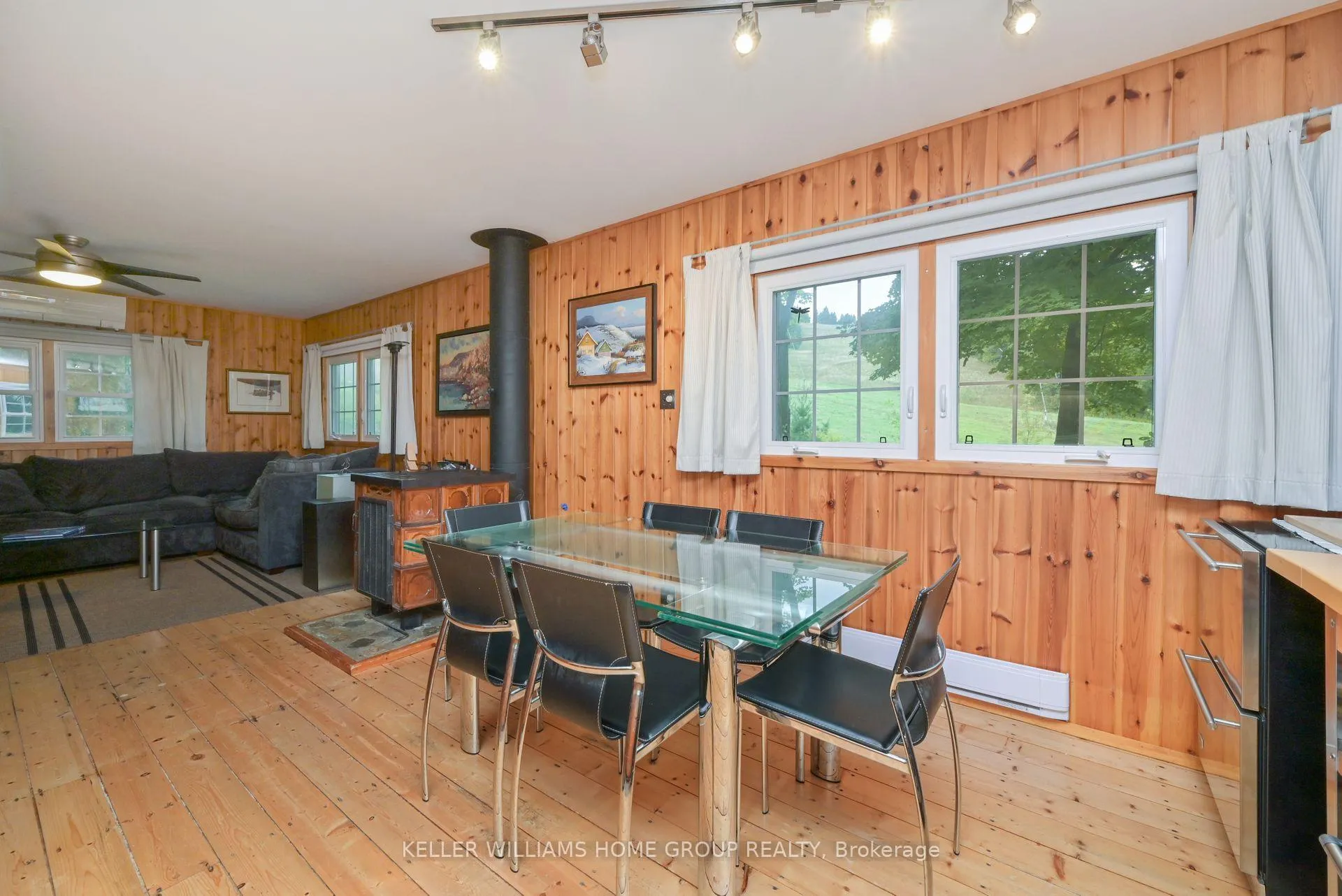 Photo 12 of 3 Valley View Close, Mulmur, Rural Mulmur — HOMEH