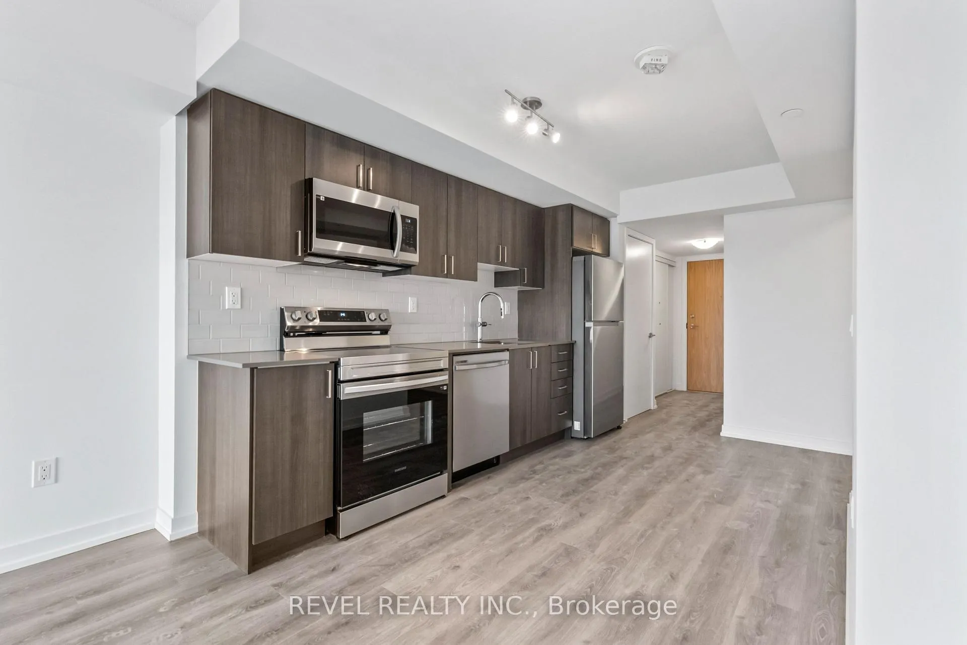 Photo 8 of Unit 2212, 1435 Celebration Drive, Pickering, Bay Ridges — HOMEH