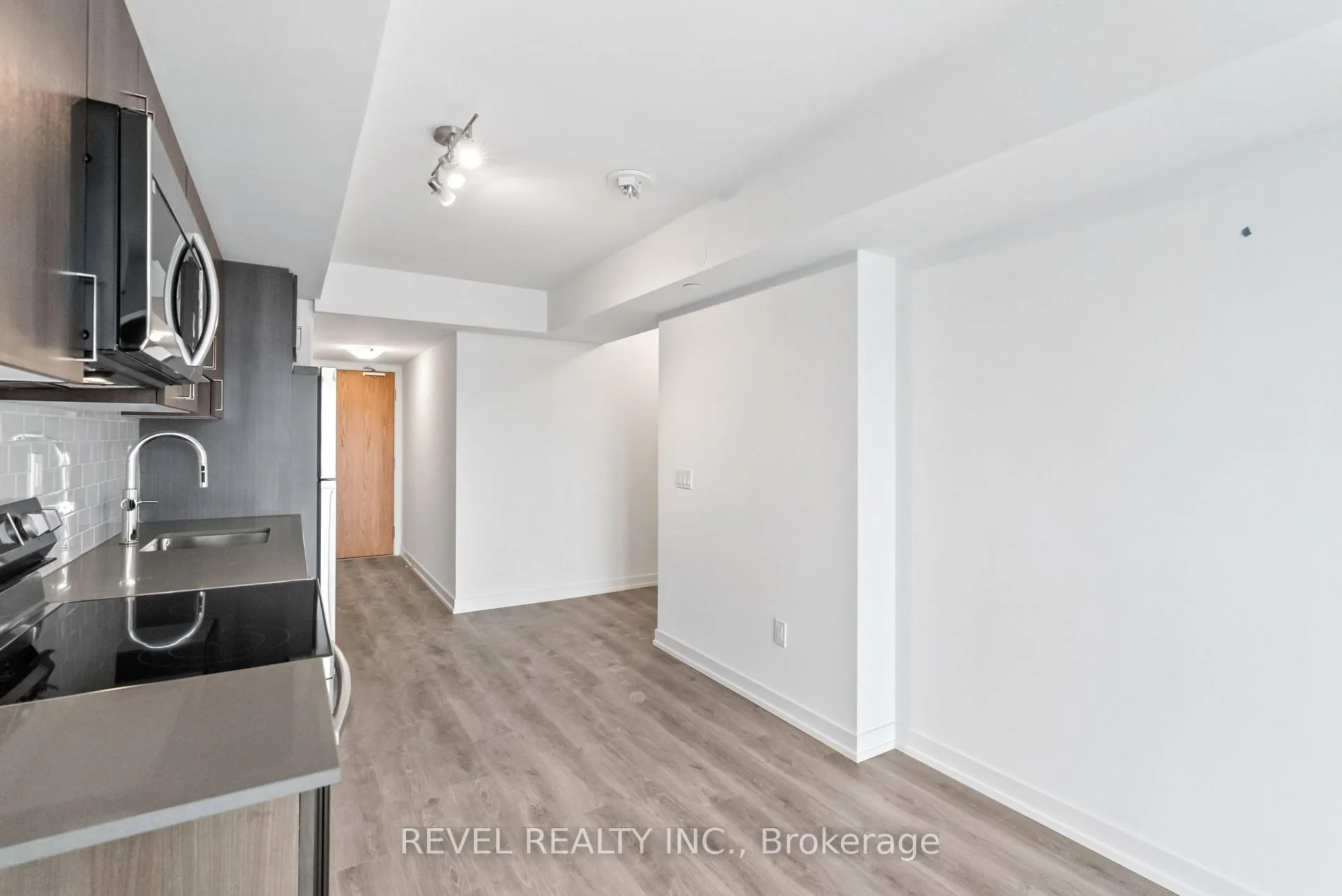 Photo 11 of Unit 2212, 1435 Celebration Drive, Pickering, Bay Ridges — HOMEH