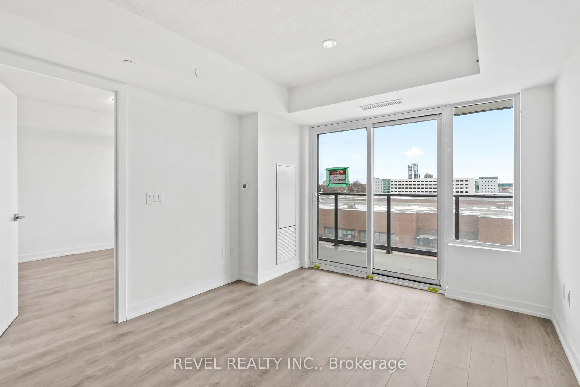 Photo 12 of Unit 2212, 1435 Celebration Drive, Pickering, Bay Ridges — HOMEH