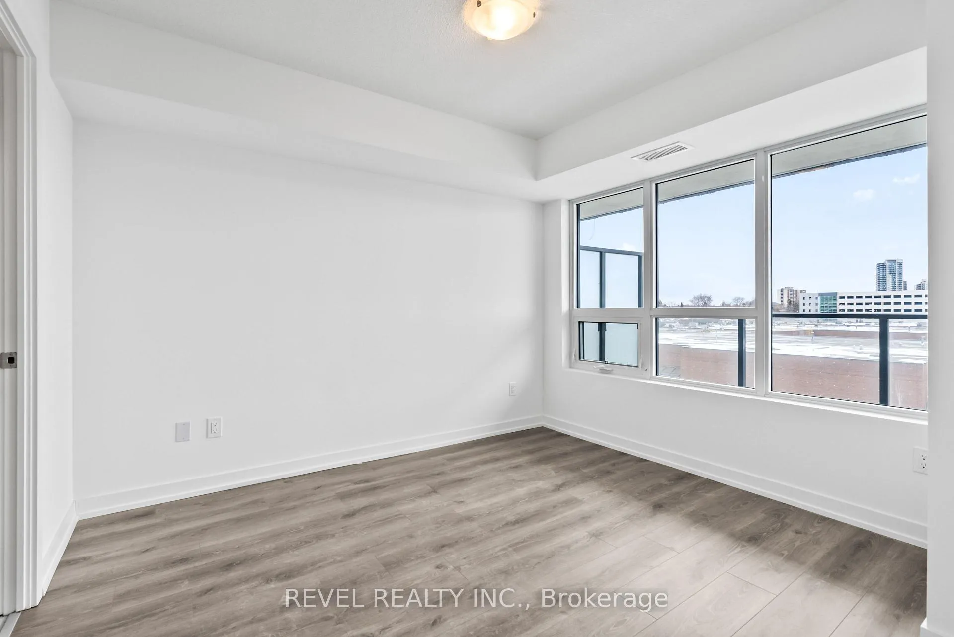 Photo 17 of Unit 2212, 1435 Celebration Drive, Pickering, Bay Ridges — HOMEH