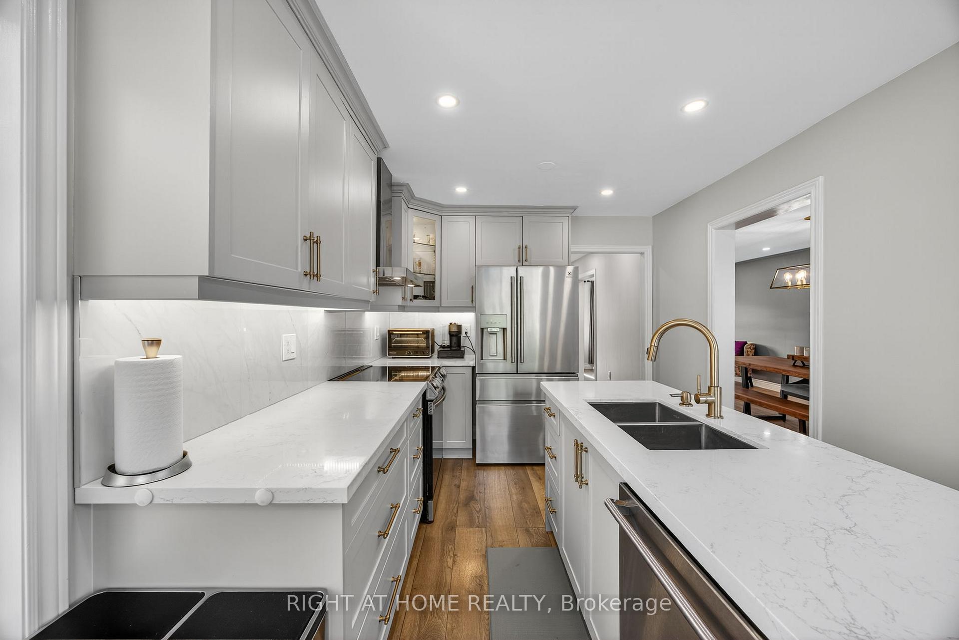 Photo 6 of 18 Amberview Drive, Georgina, Keswick South — HOMEH